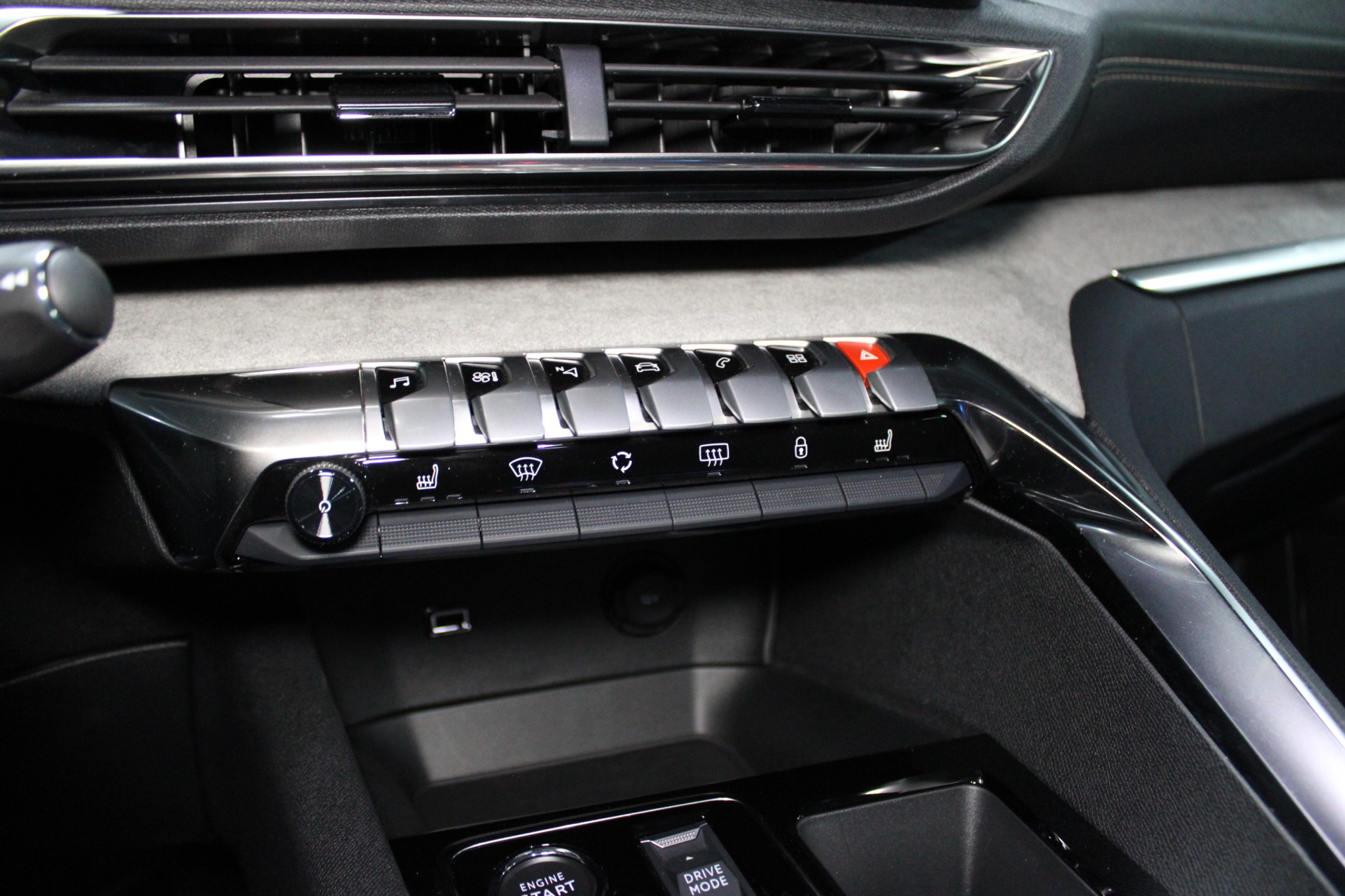 listing desktop thumbnail image 21