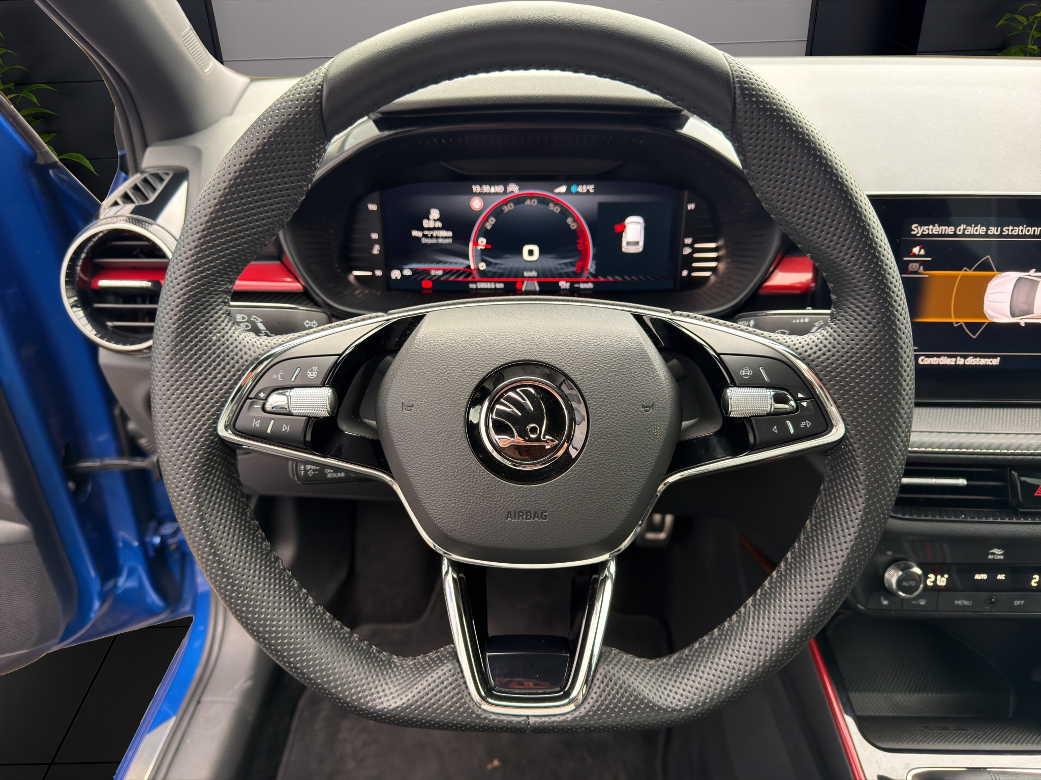 listing desktop thumbnail image 9