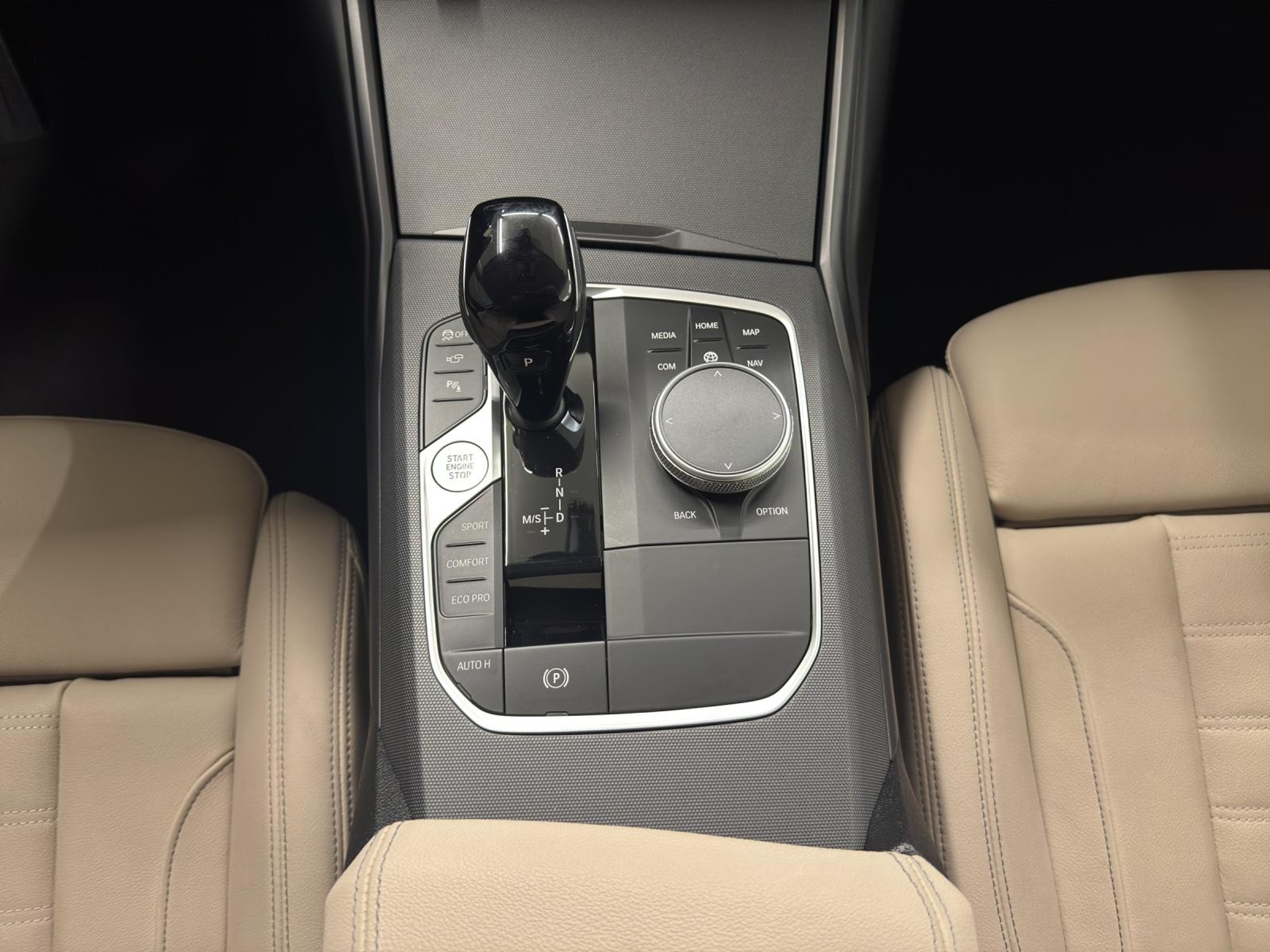 listing desktop thumbnail image 17