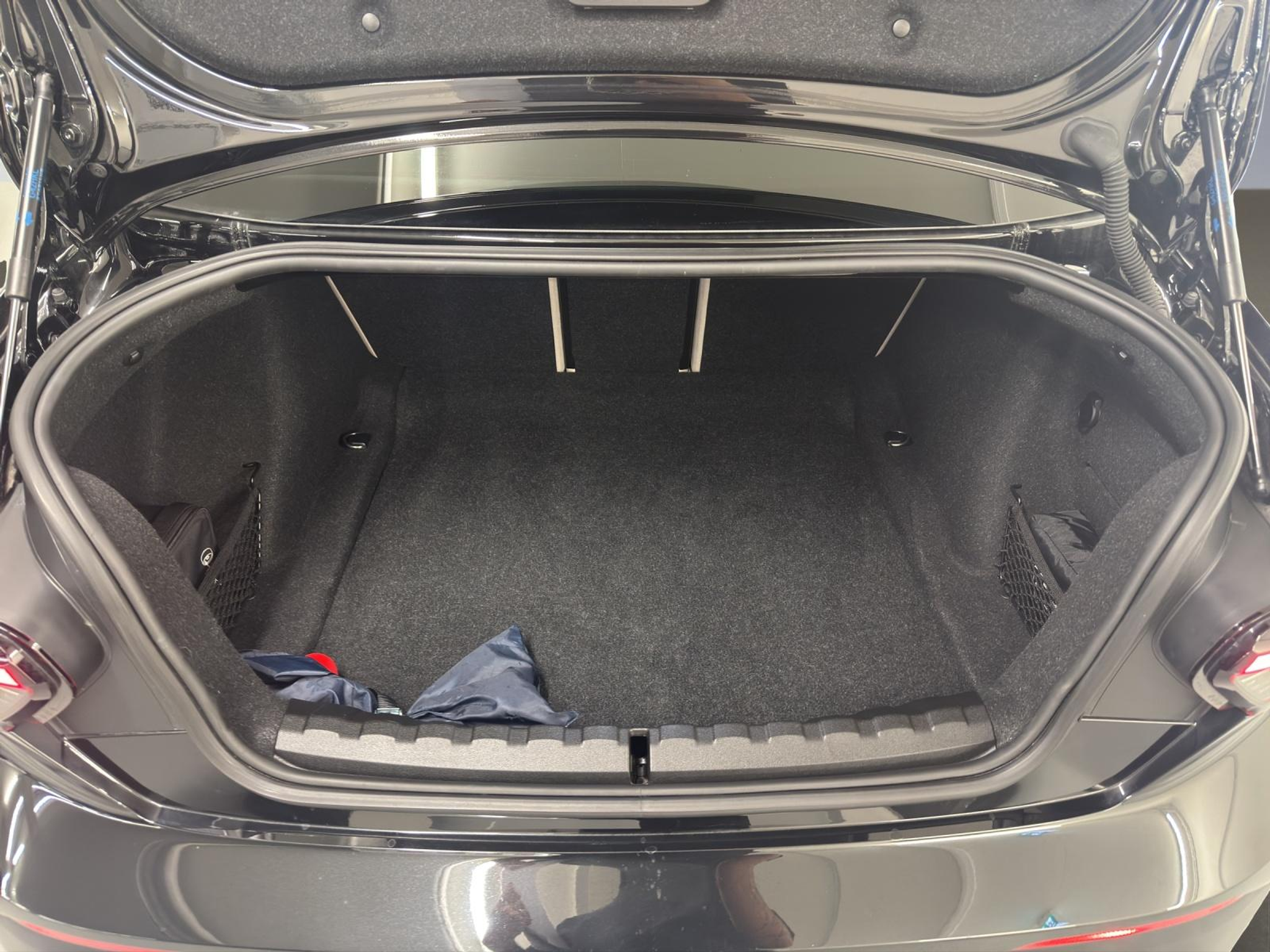 listing desktop thumbnail image 9