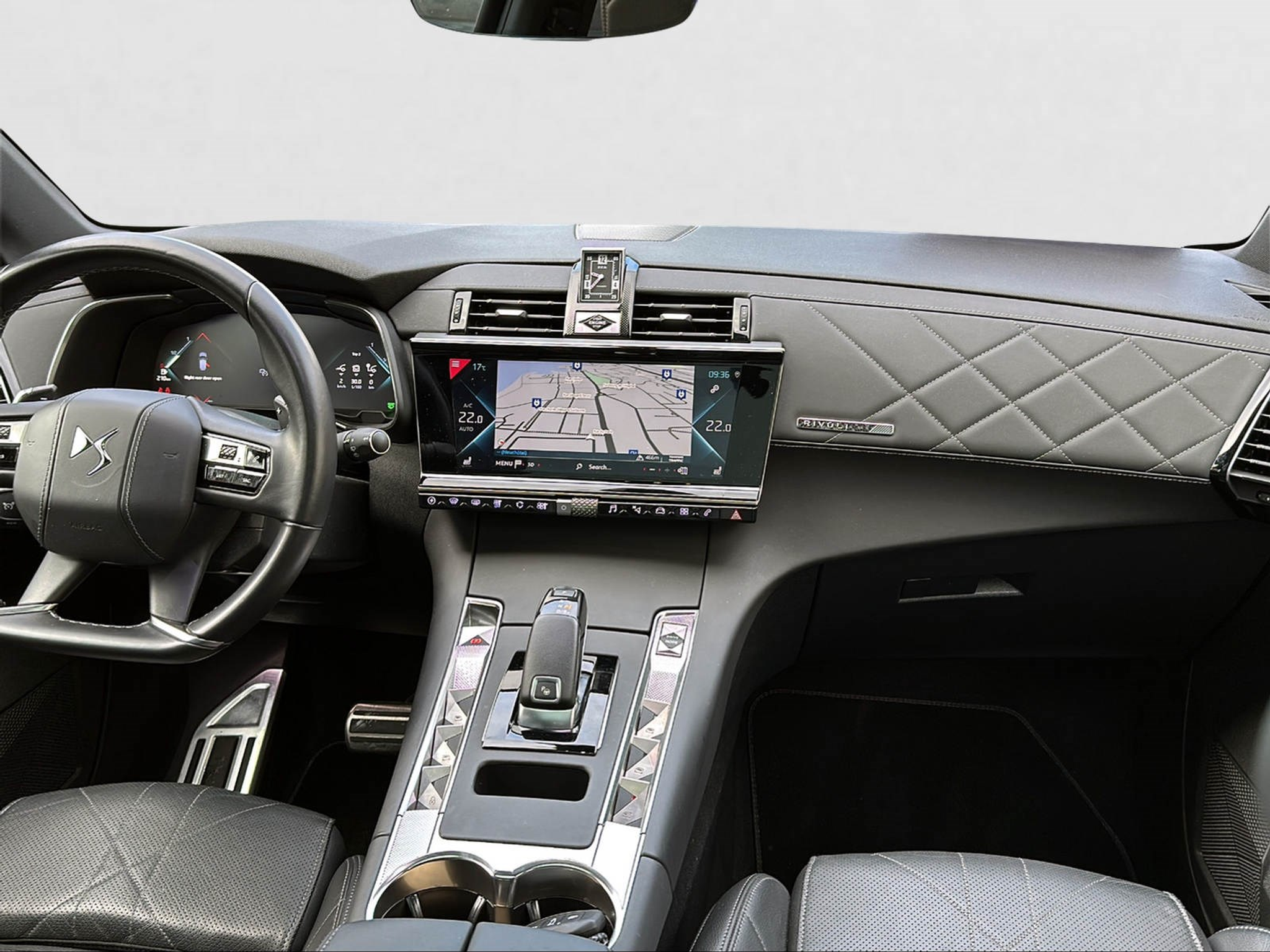 listing desktop thumbnail image 7