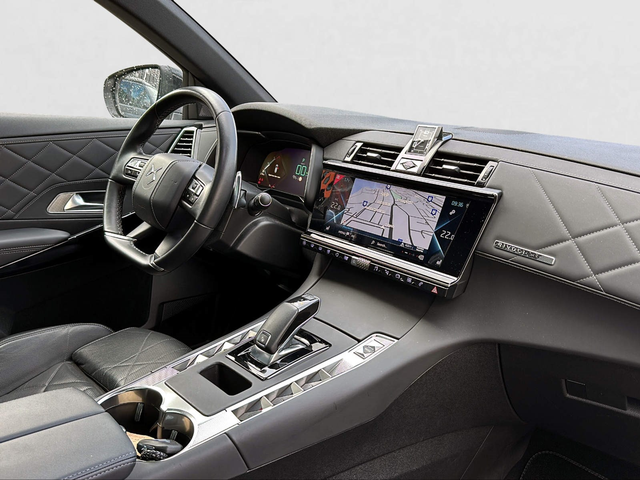 listing desktop thumbnail image 8