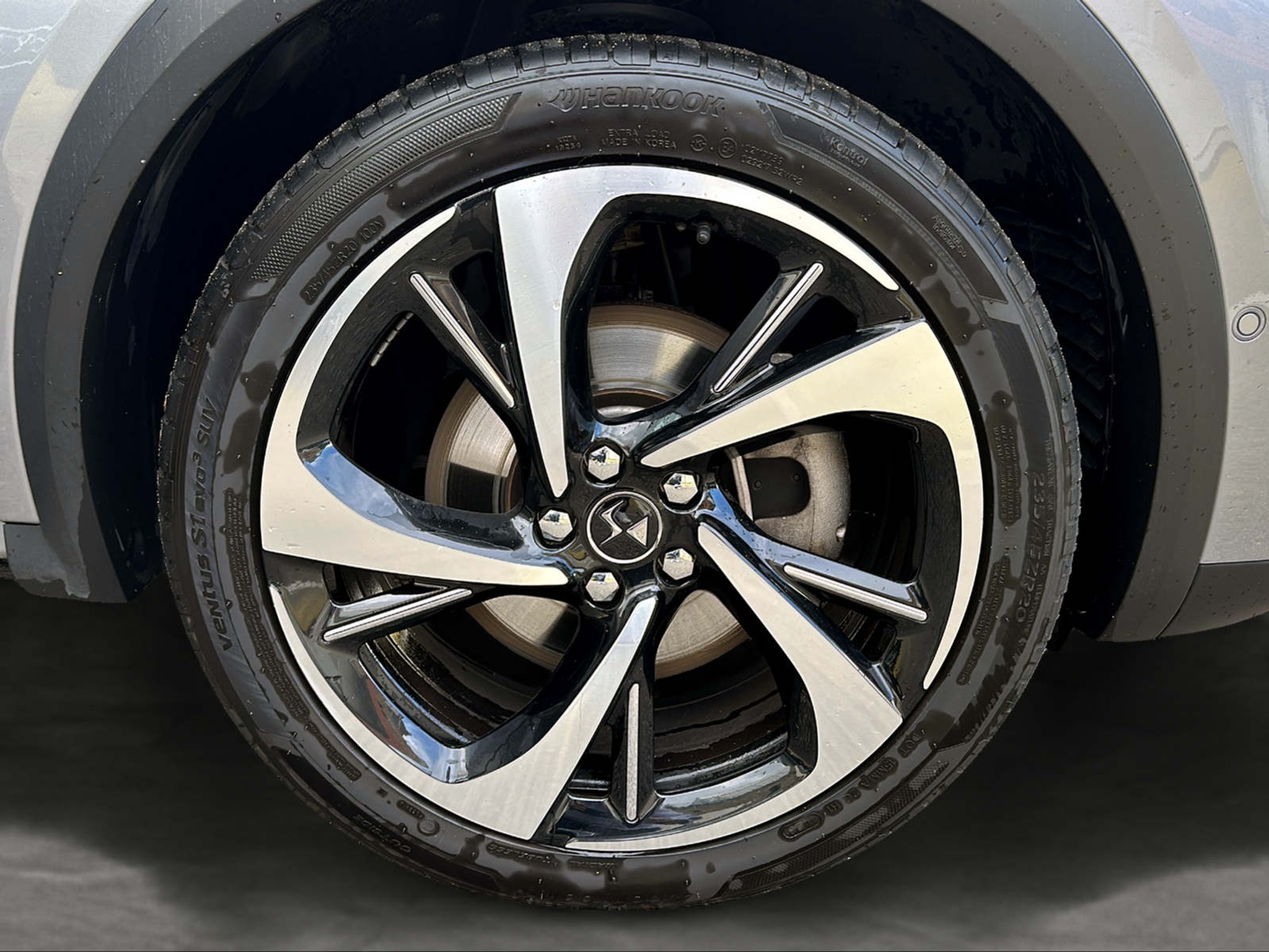 listing desktop thumbnail image 9