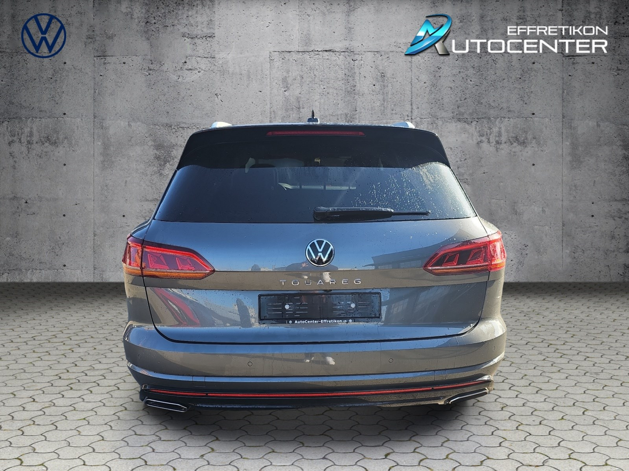 listing desktop thumbnail image 4