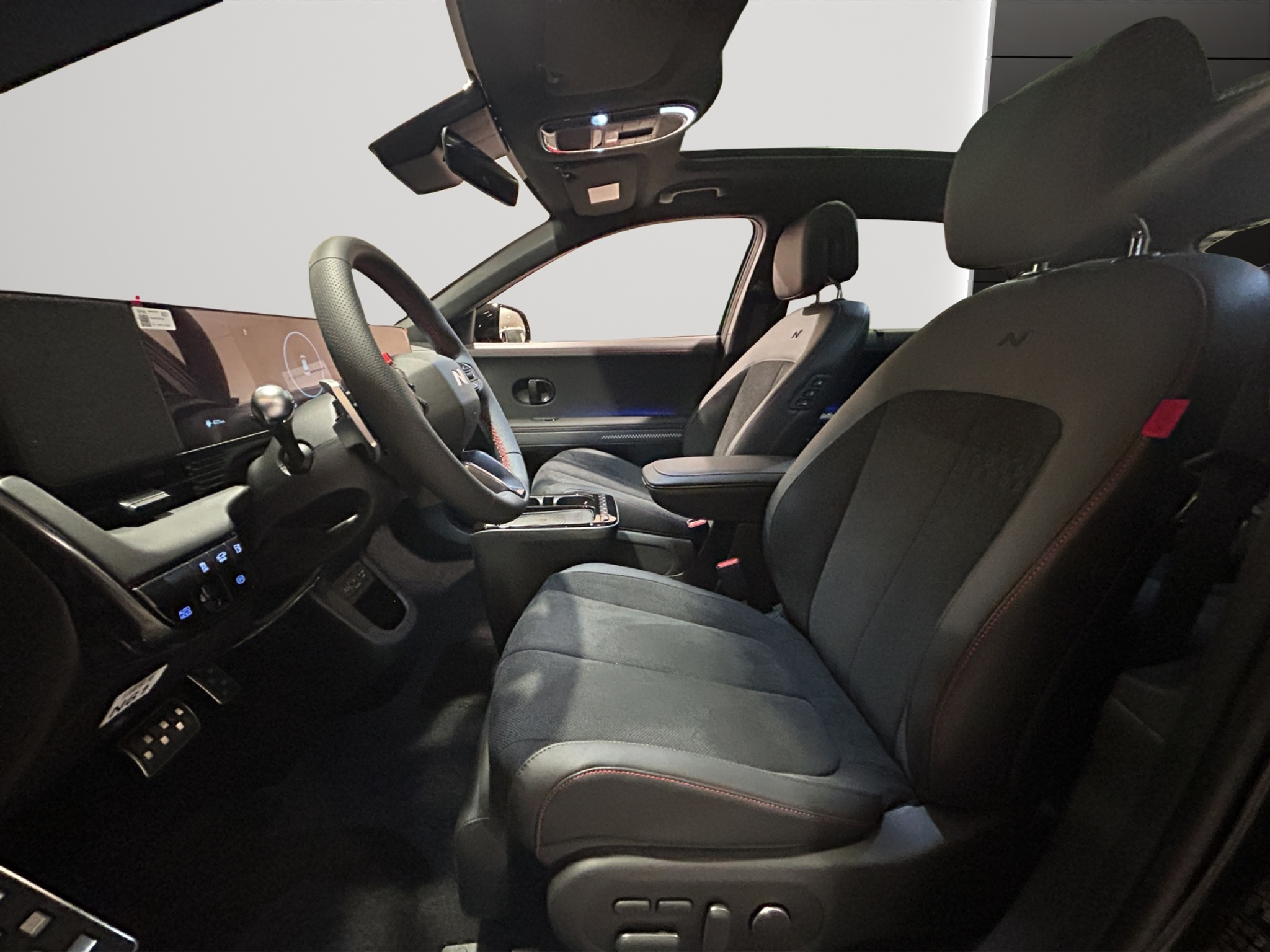 listing desktop thumbnail image 16