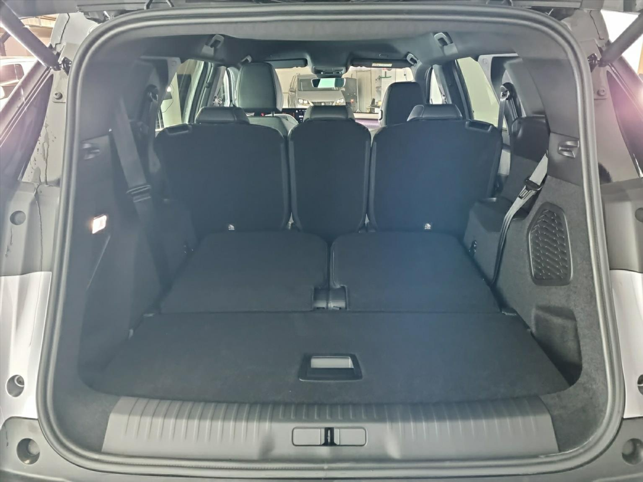 listing desktop thumbnail image 13