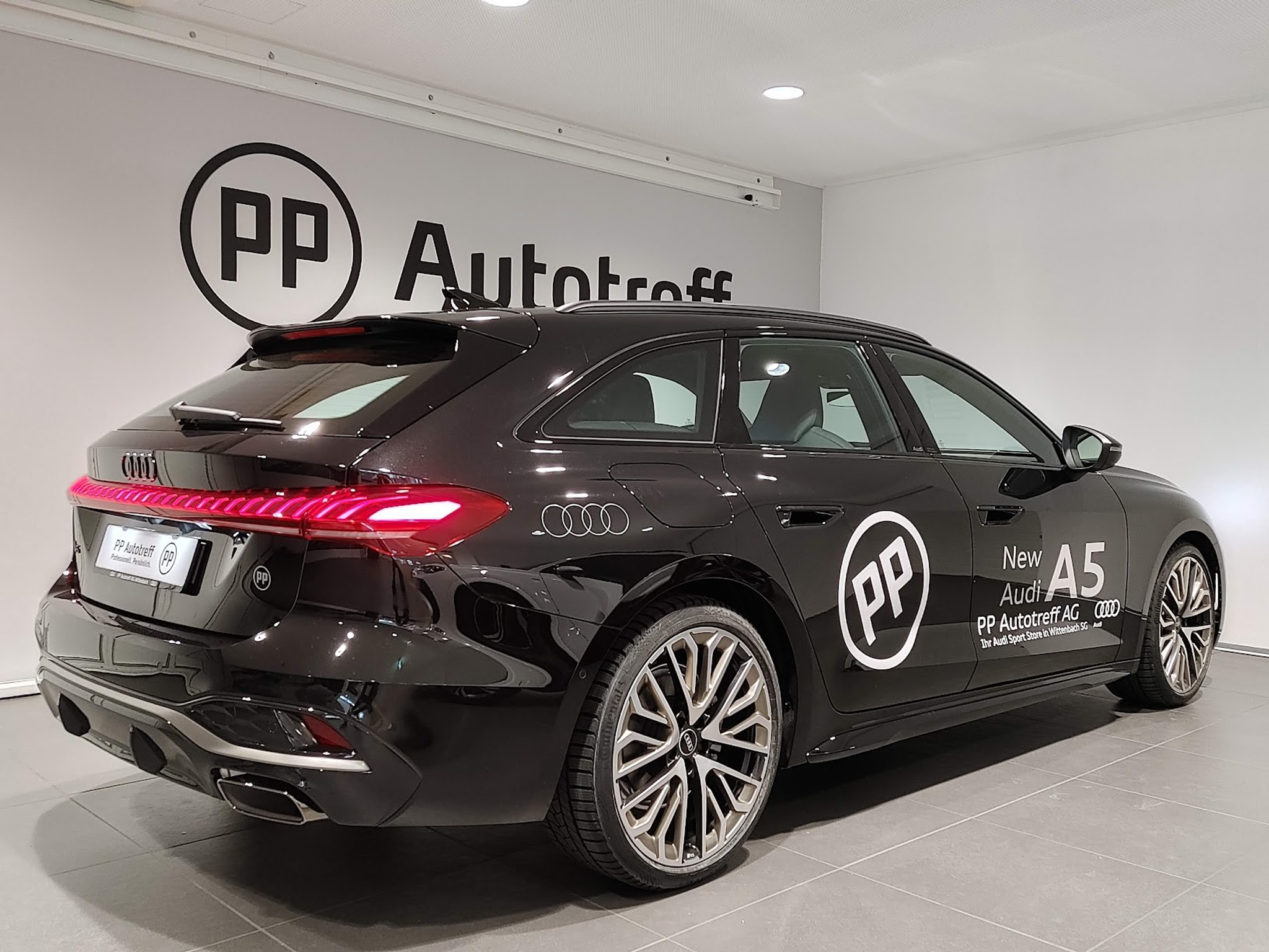 listing desktop thumbnail image 13