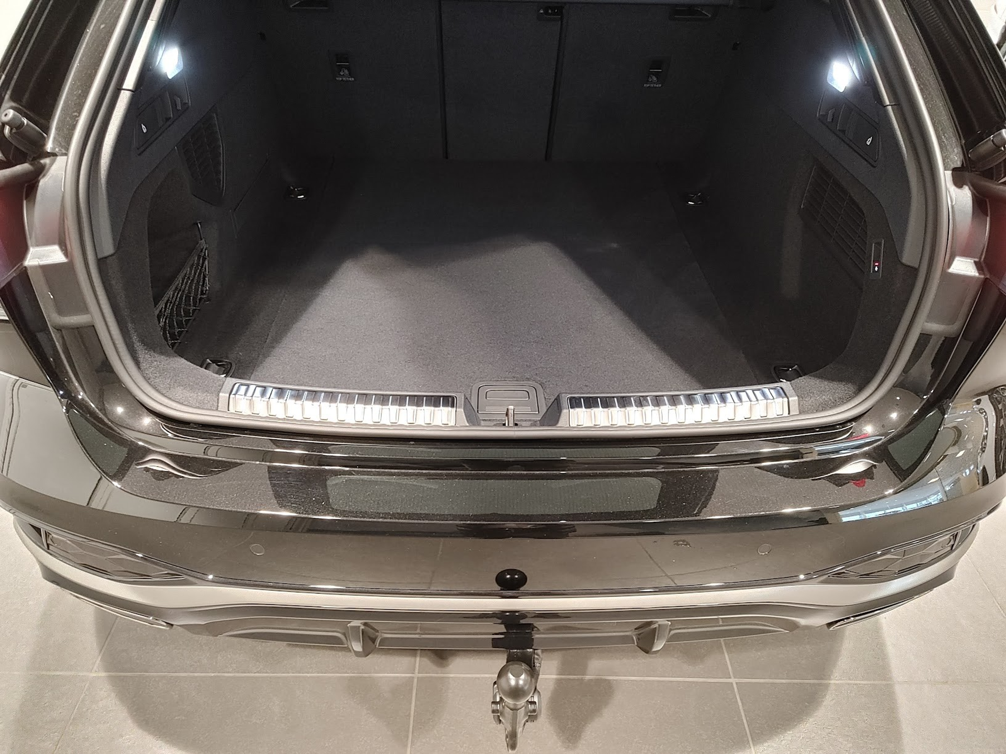 listing desktop thumbnail image 12