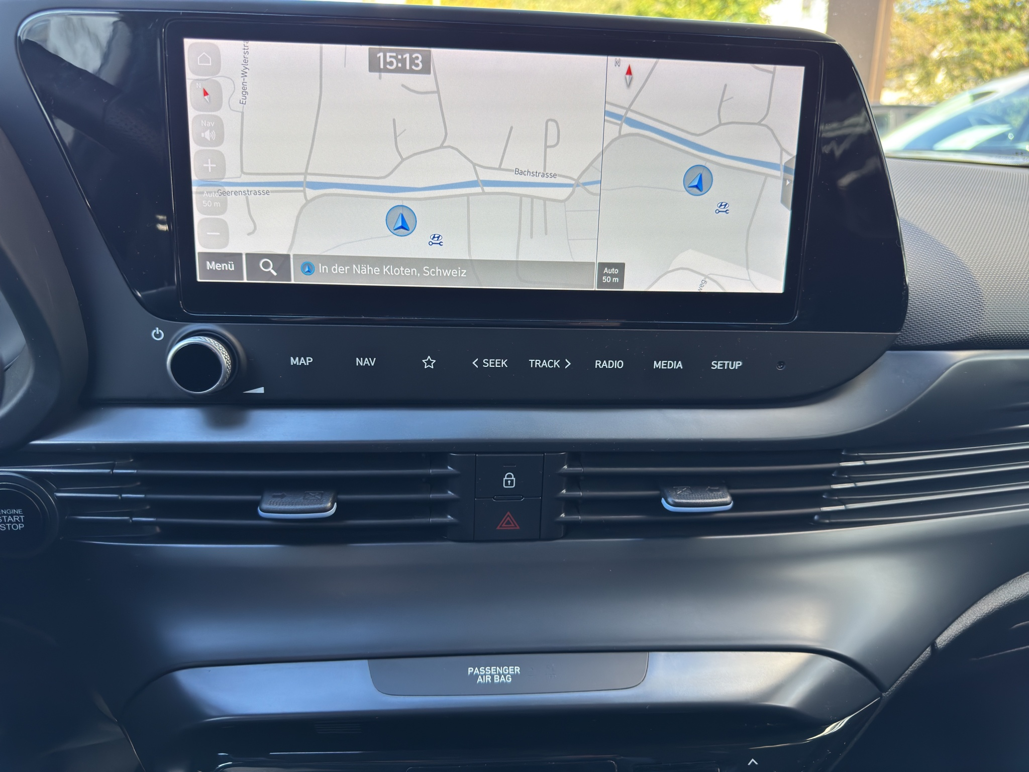 listing desktop thumbnail image 7