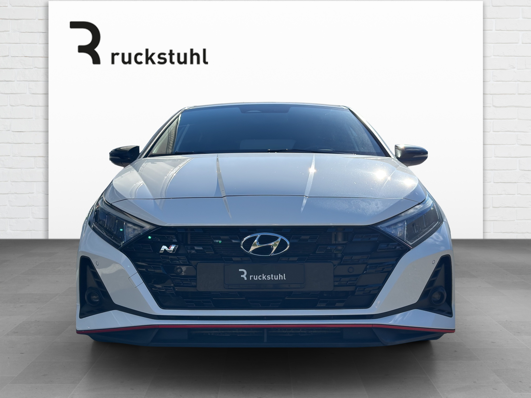 listing desktop thumbnail image 1