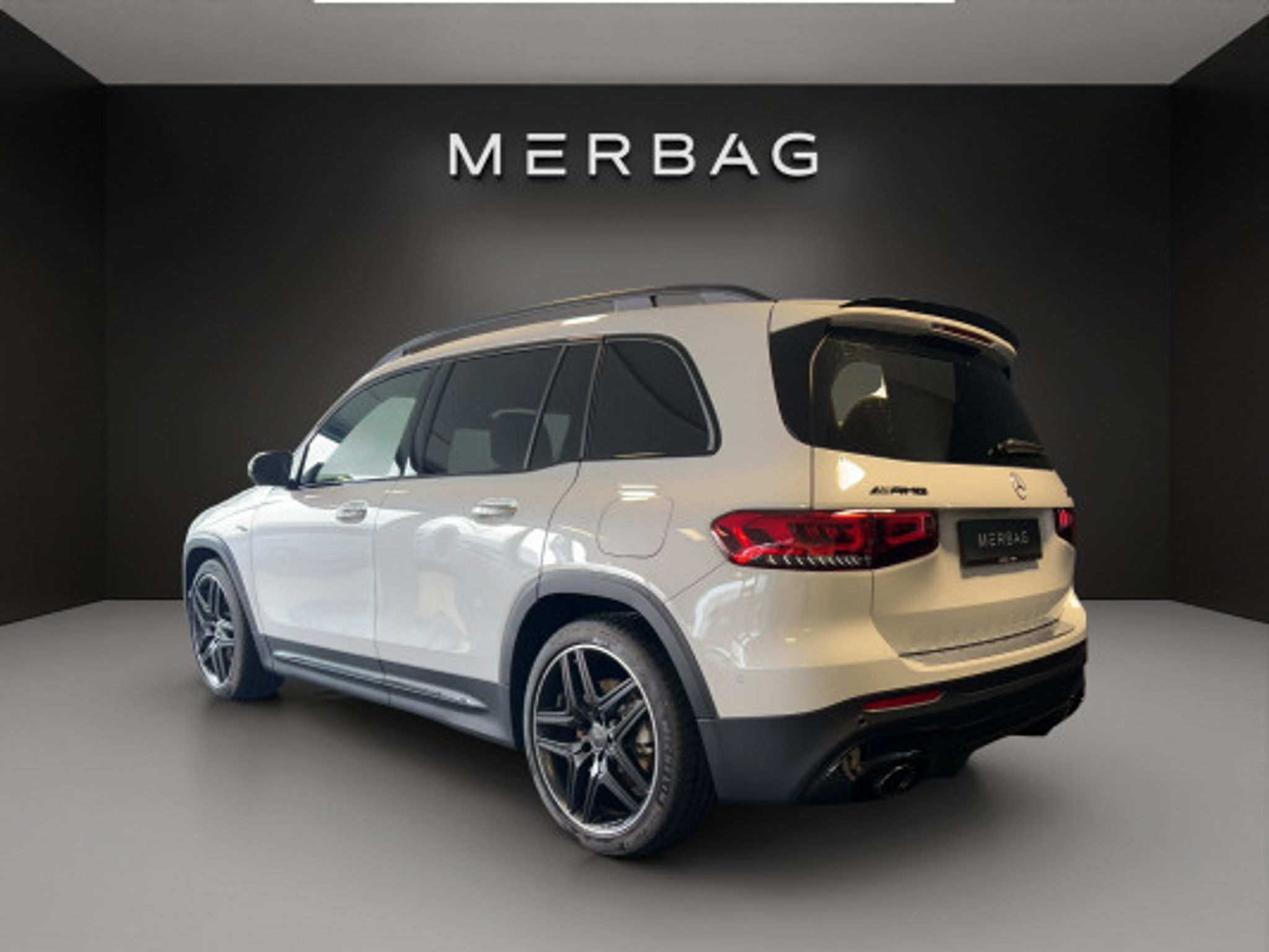 listing desktop thumbnail image 2