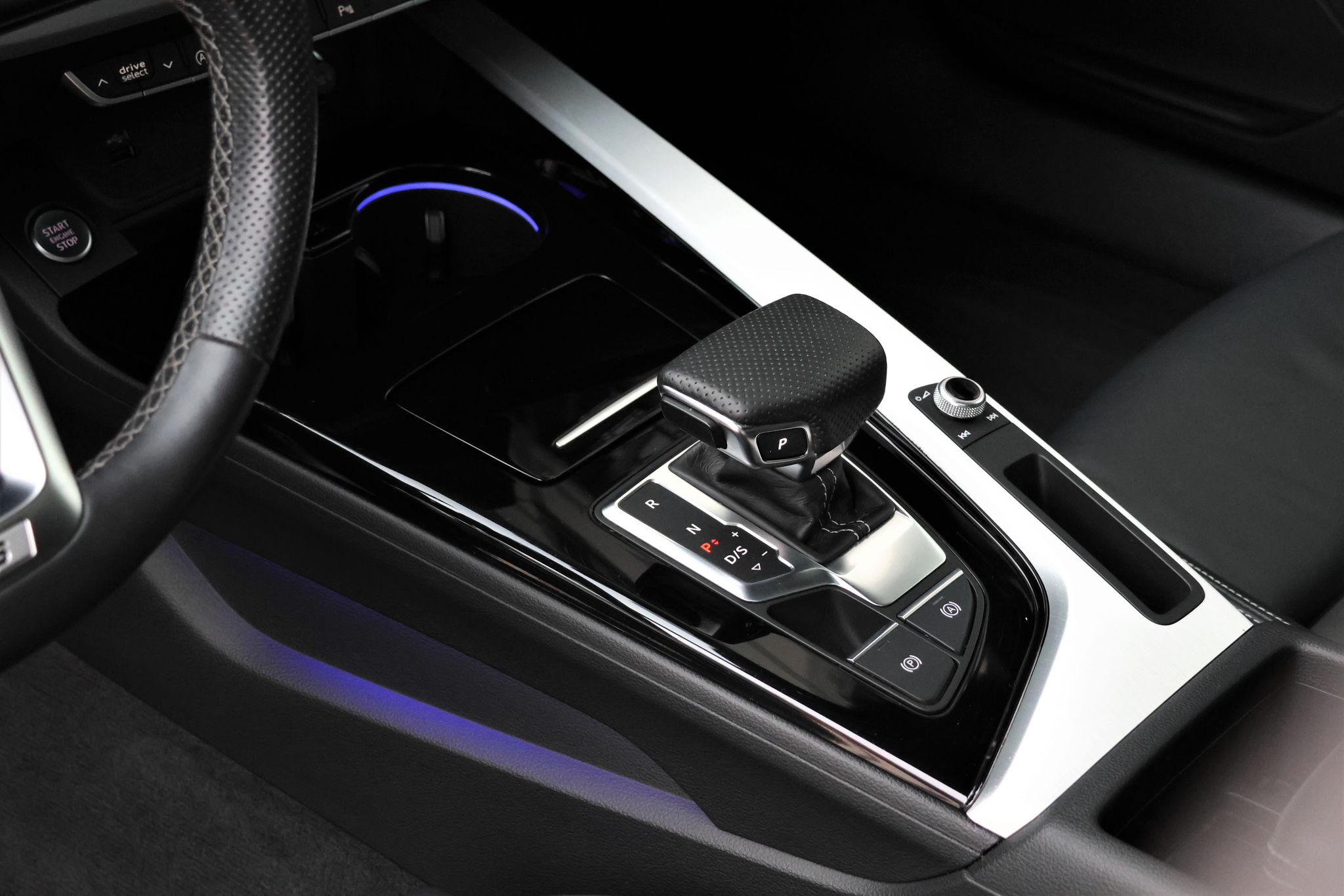 listing desktop thumbnail image 10