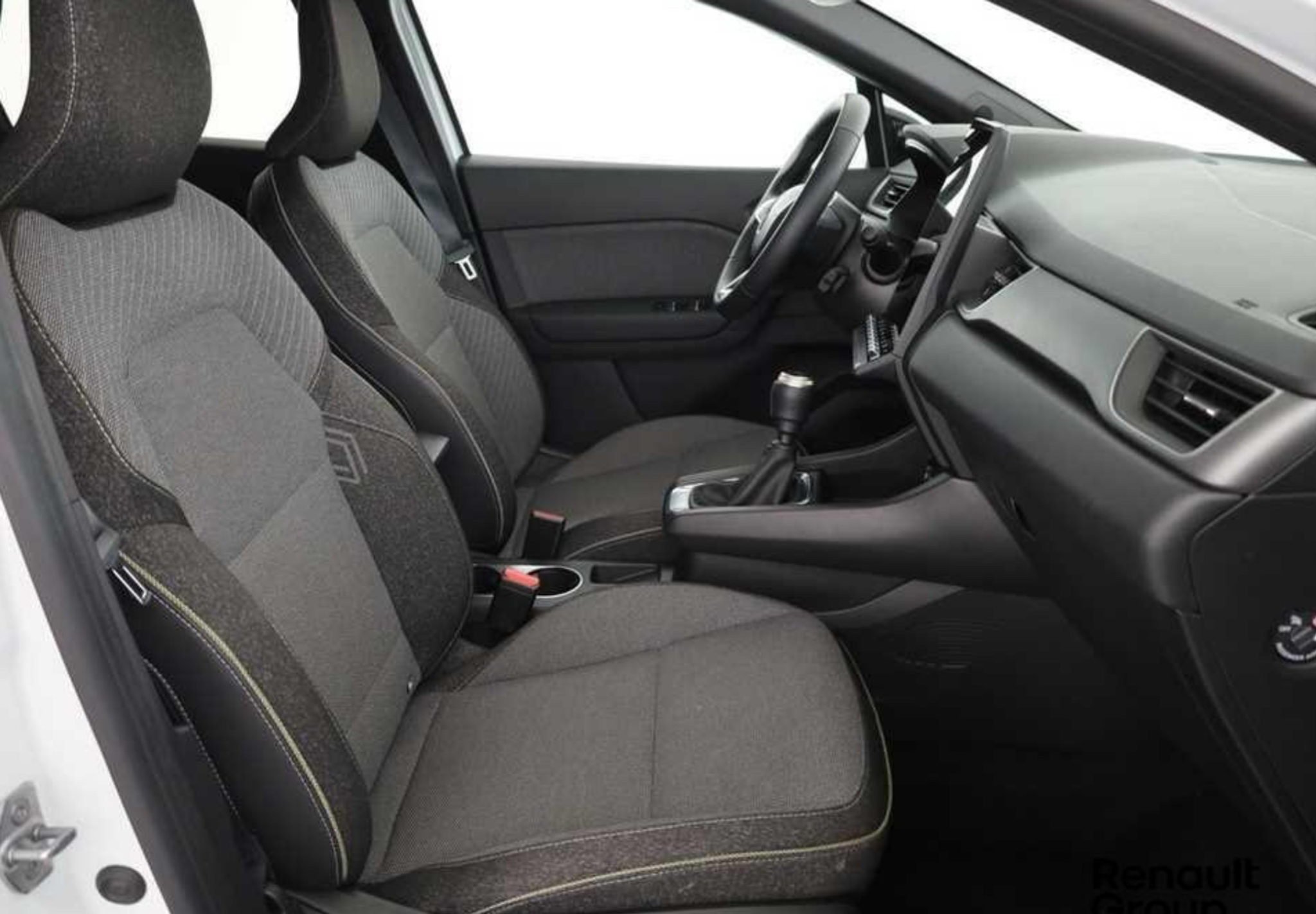 listing desktop thumbnail image 3