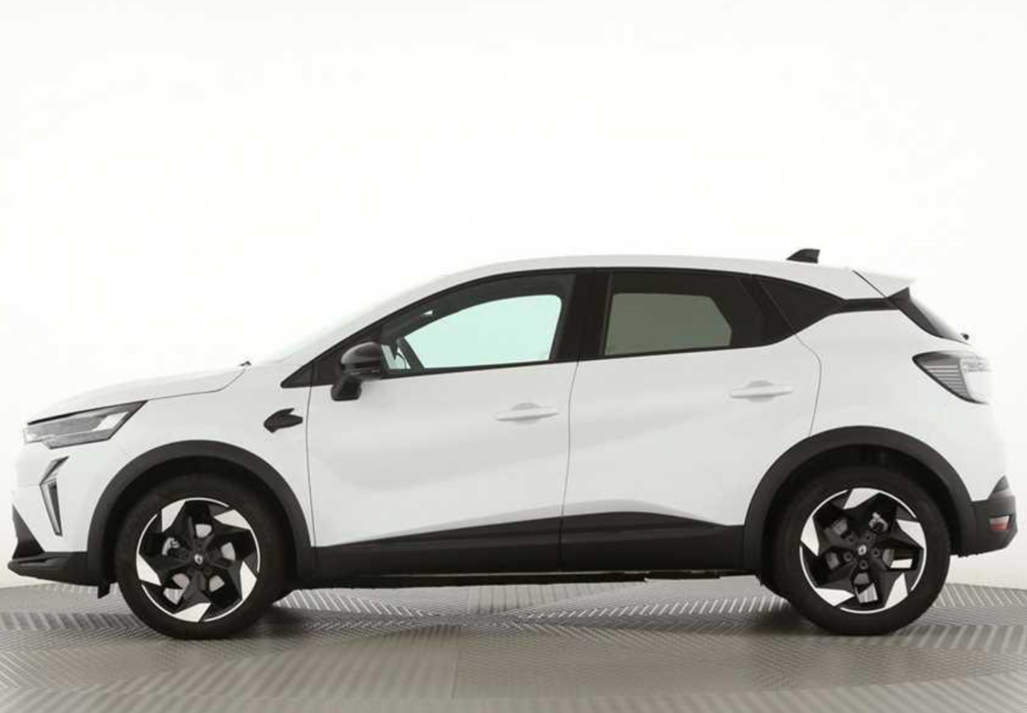 listing desktop thumbnail image 2