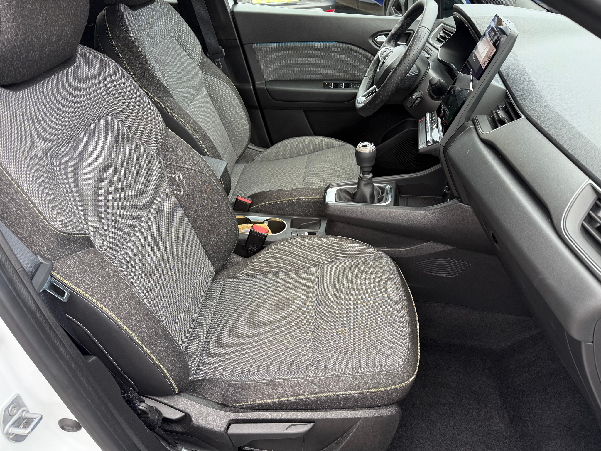 listing desktop thumbnail image 10