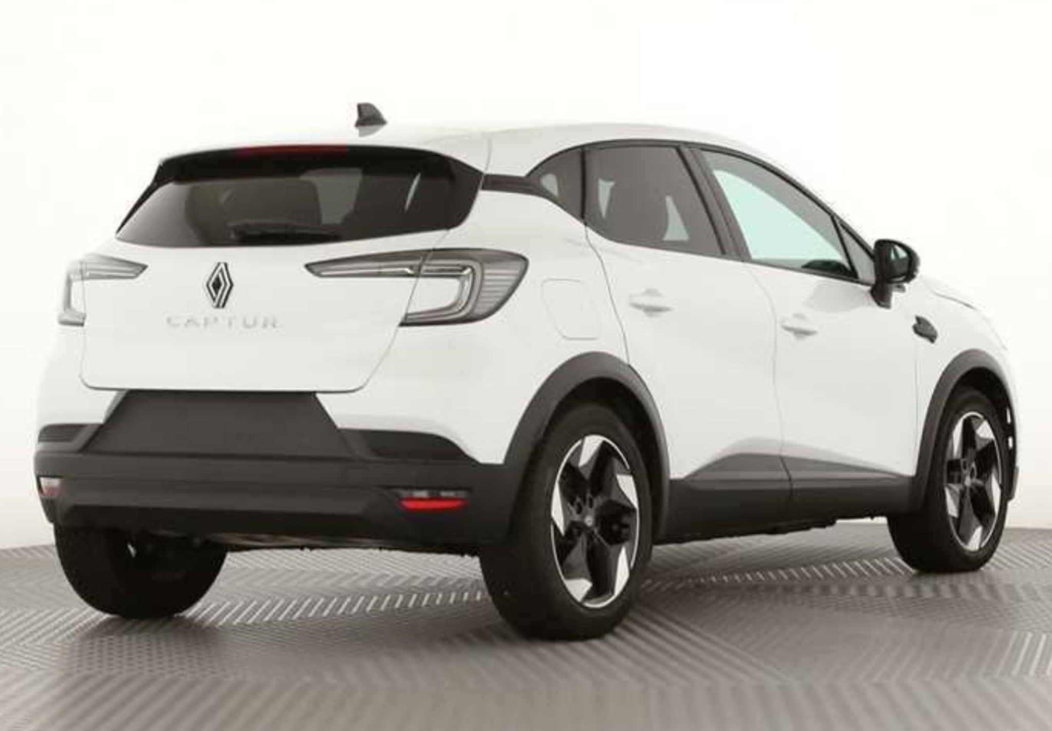 listing desktop thumbnail image 1