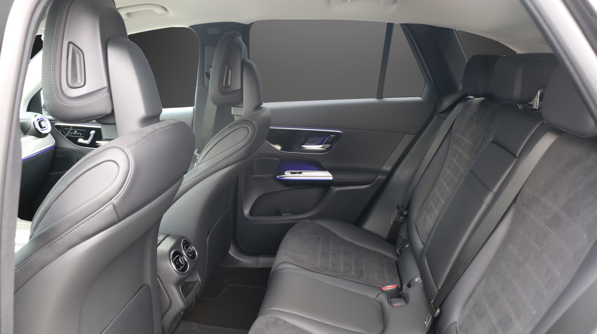 listing desktop thumbnail image 13