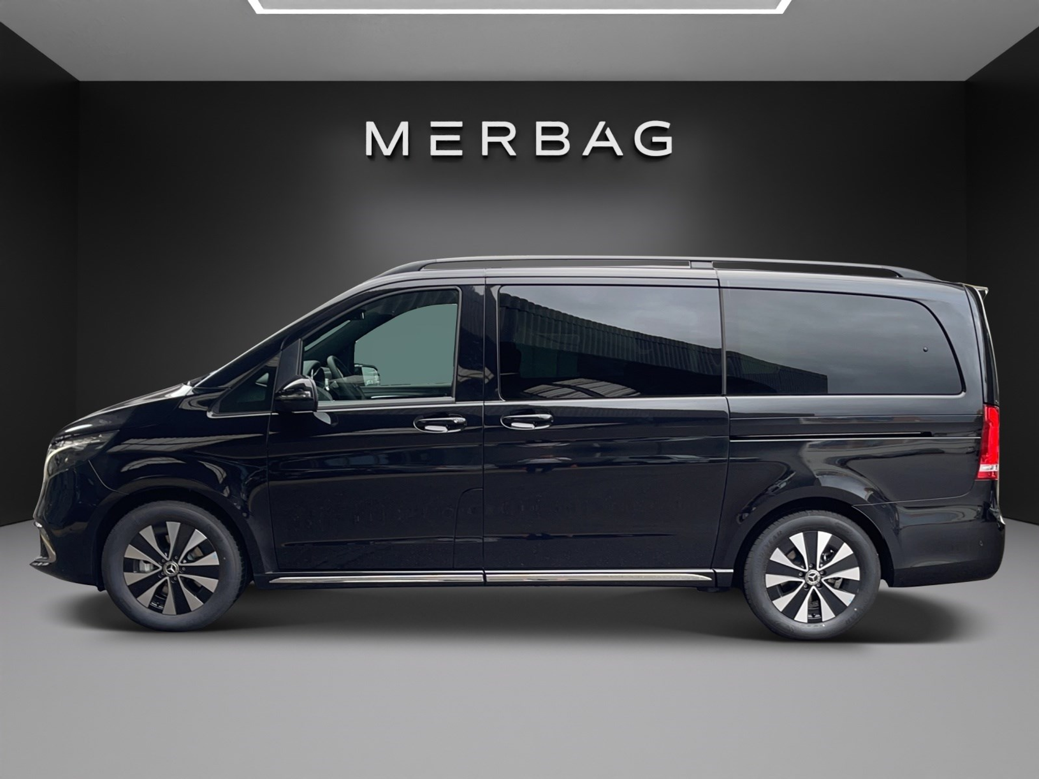 listing desktop thumbnail image 2