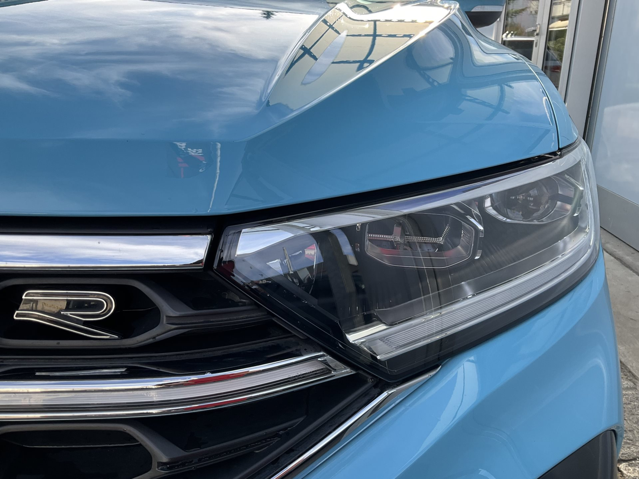 listing desktop thumbnail image 9