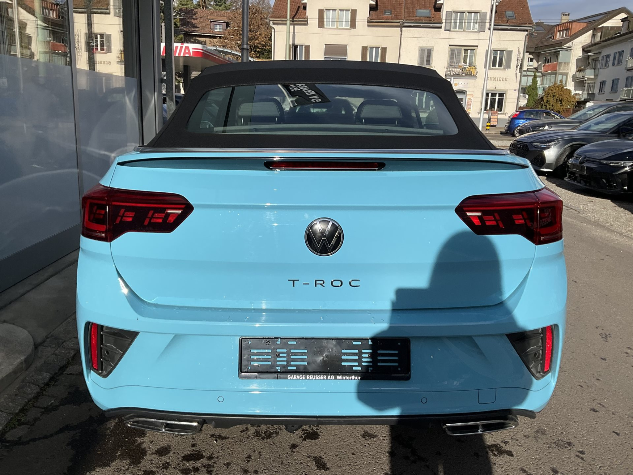 listing desktop thumbnail image 4