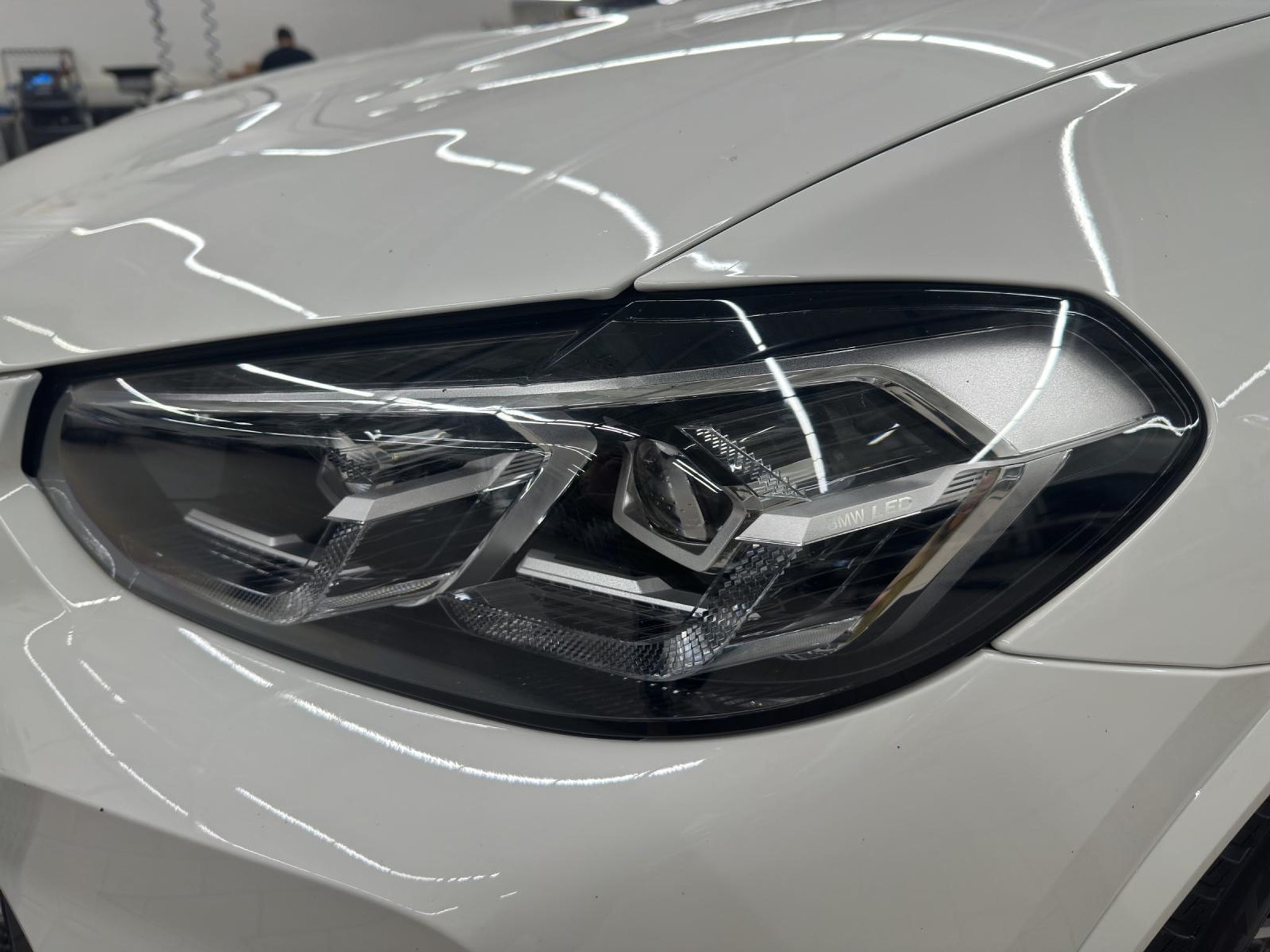 listing desktop thumbnail image 21