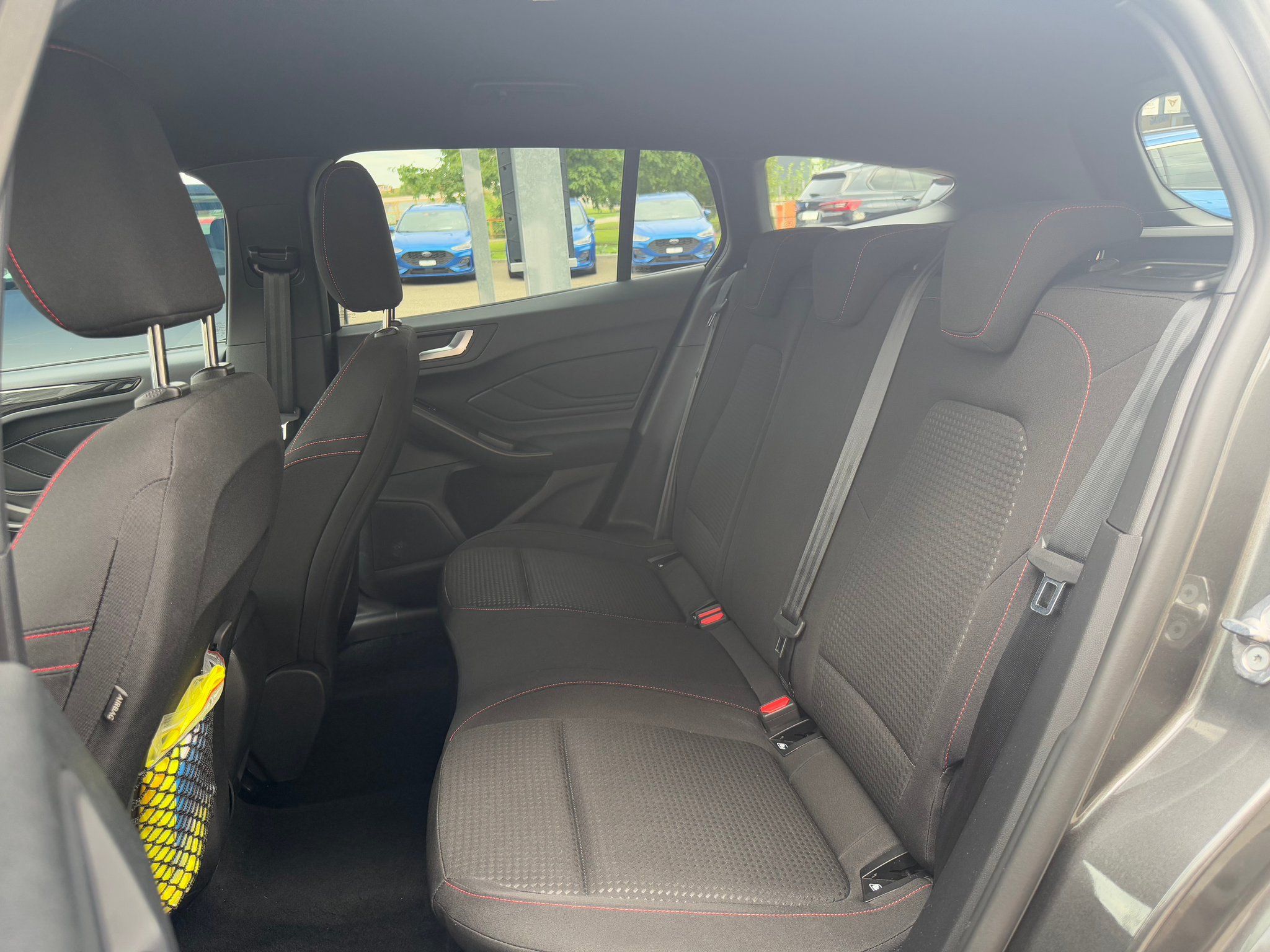 listing desktop thumbnail image 8