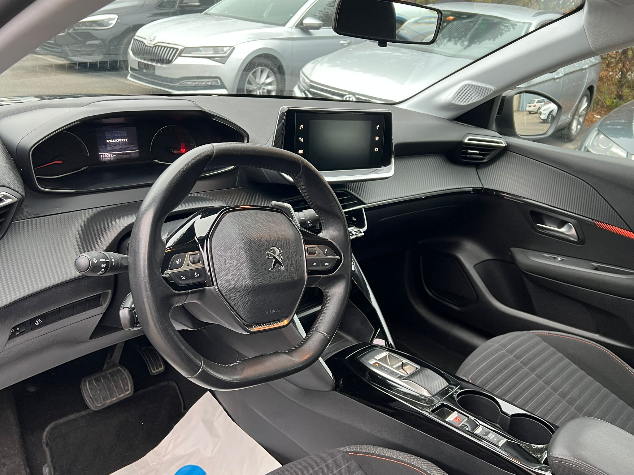 listing desktop thumbnail image 8