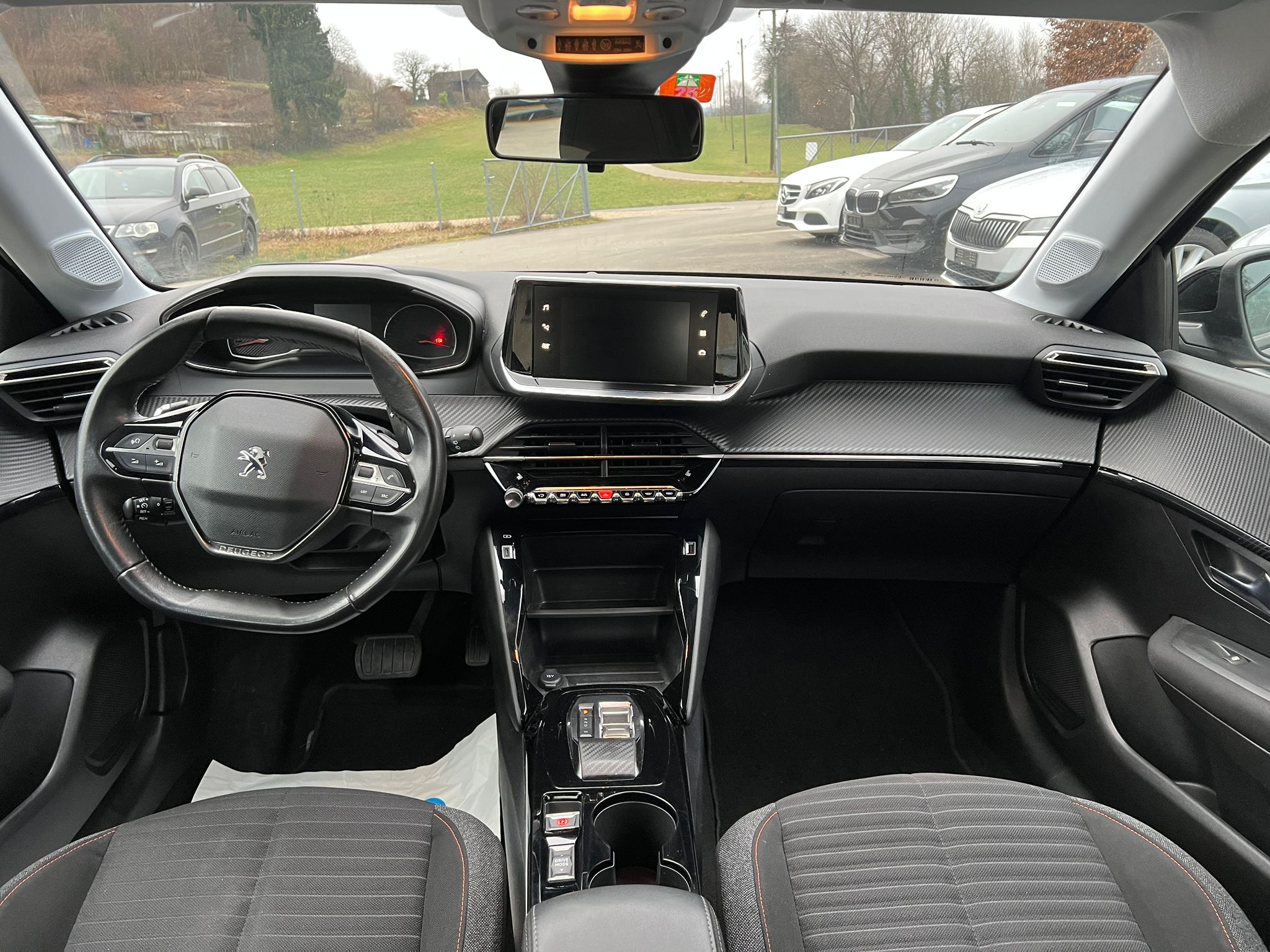 listing desktop thumbnail image 9