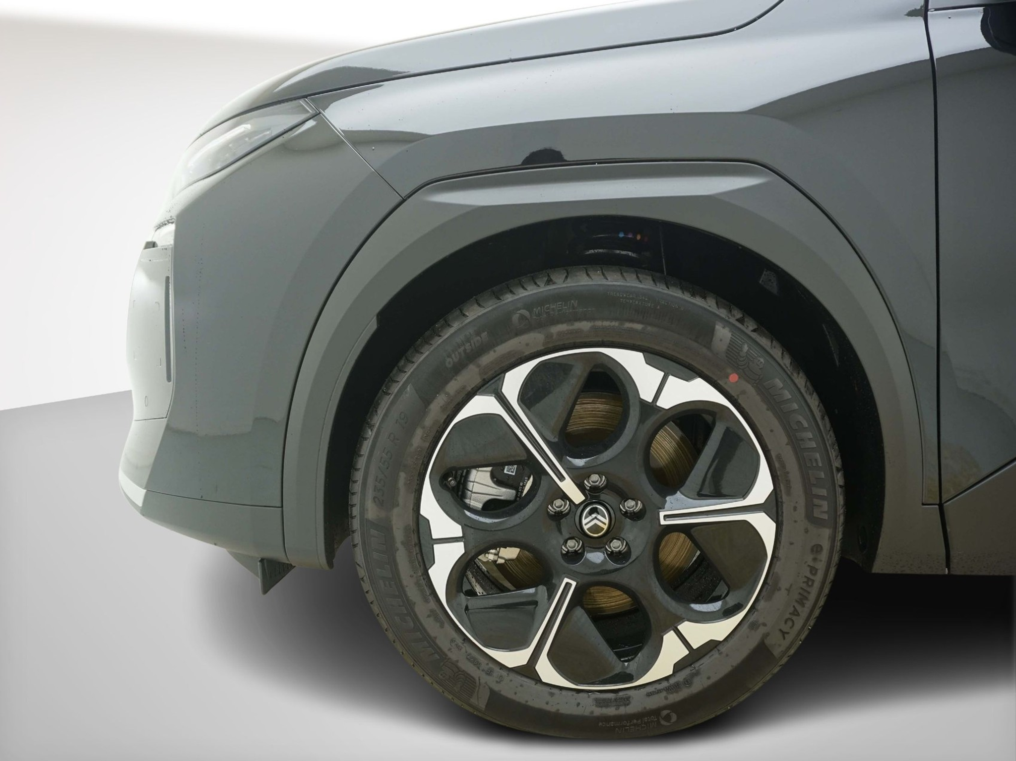 listing desktop thumbnail image 5