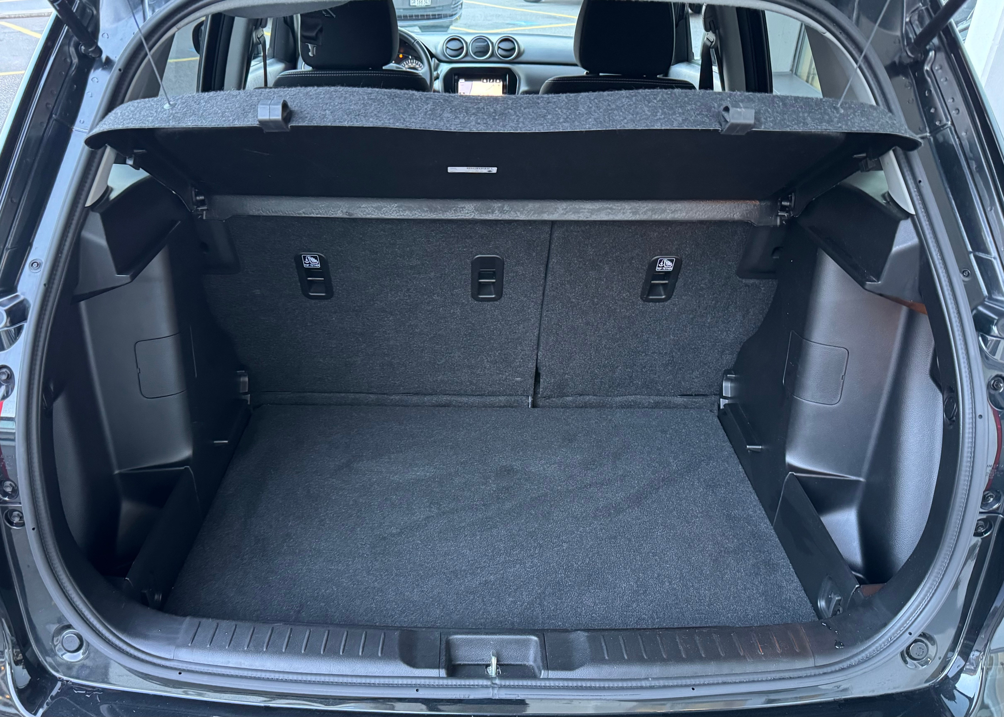 listing desktop thumbnail image 9