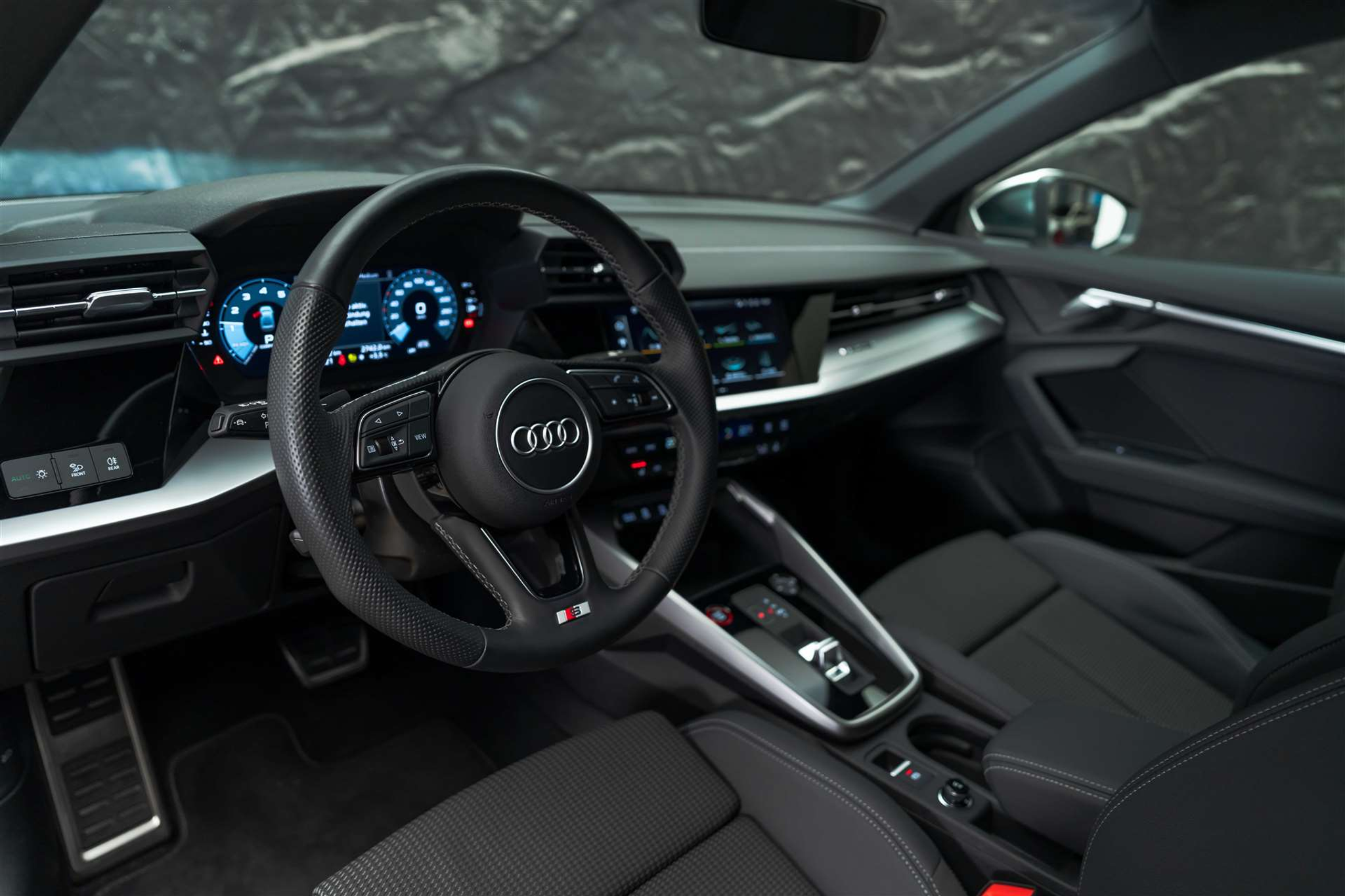 listing desktop thumbnail image 7