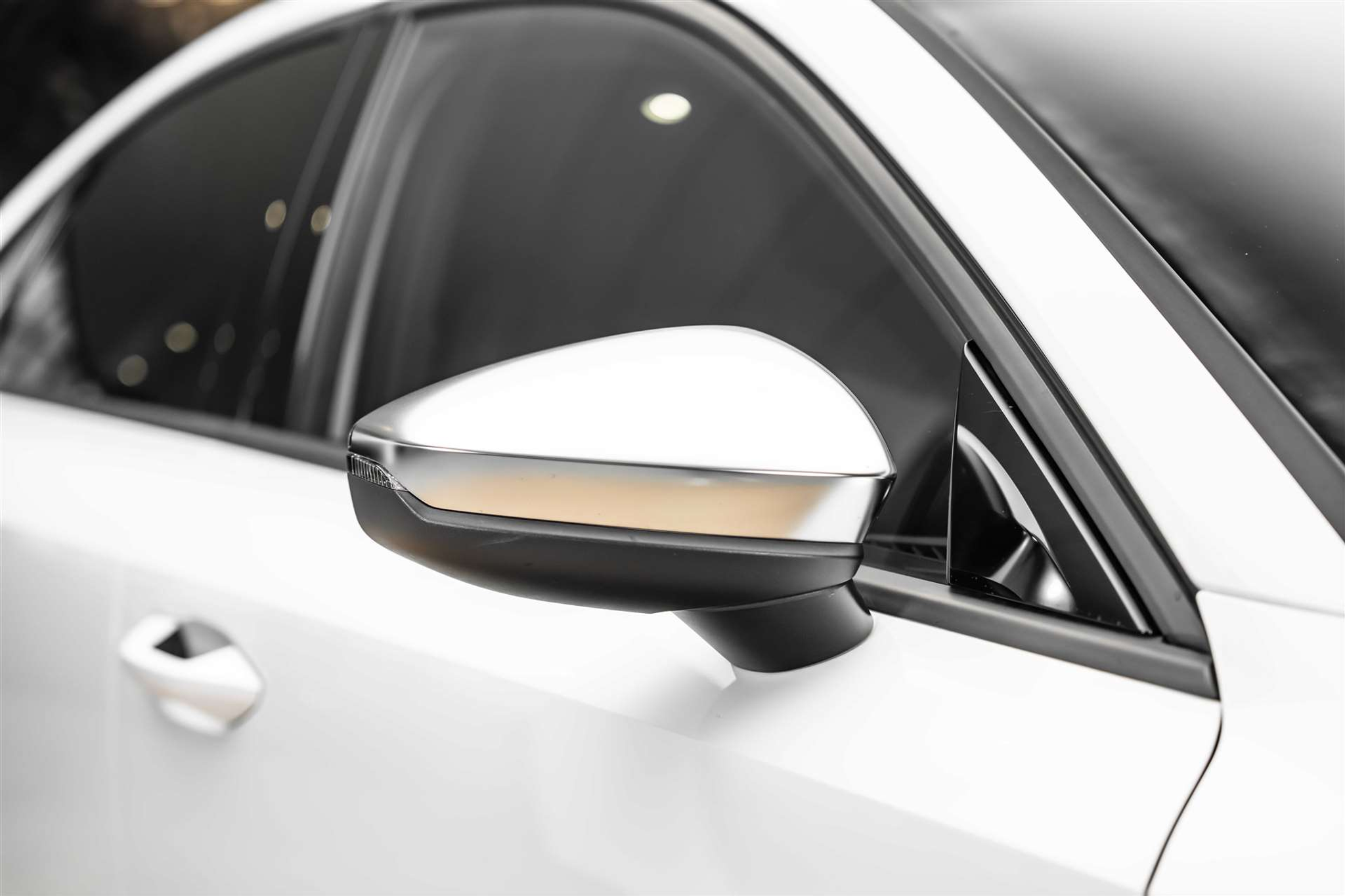 listing desktop thumbnail image 21