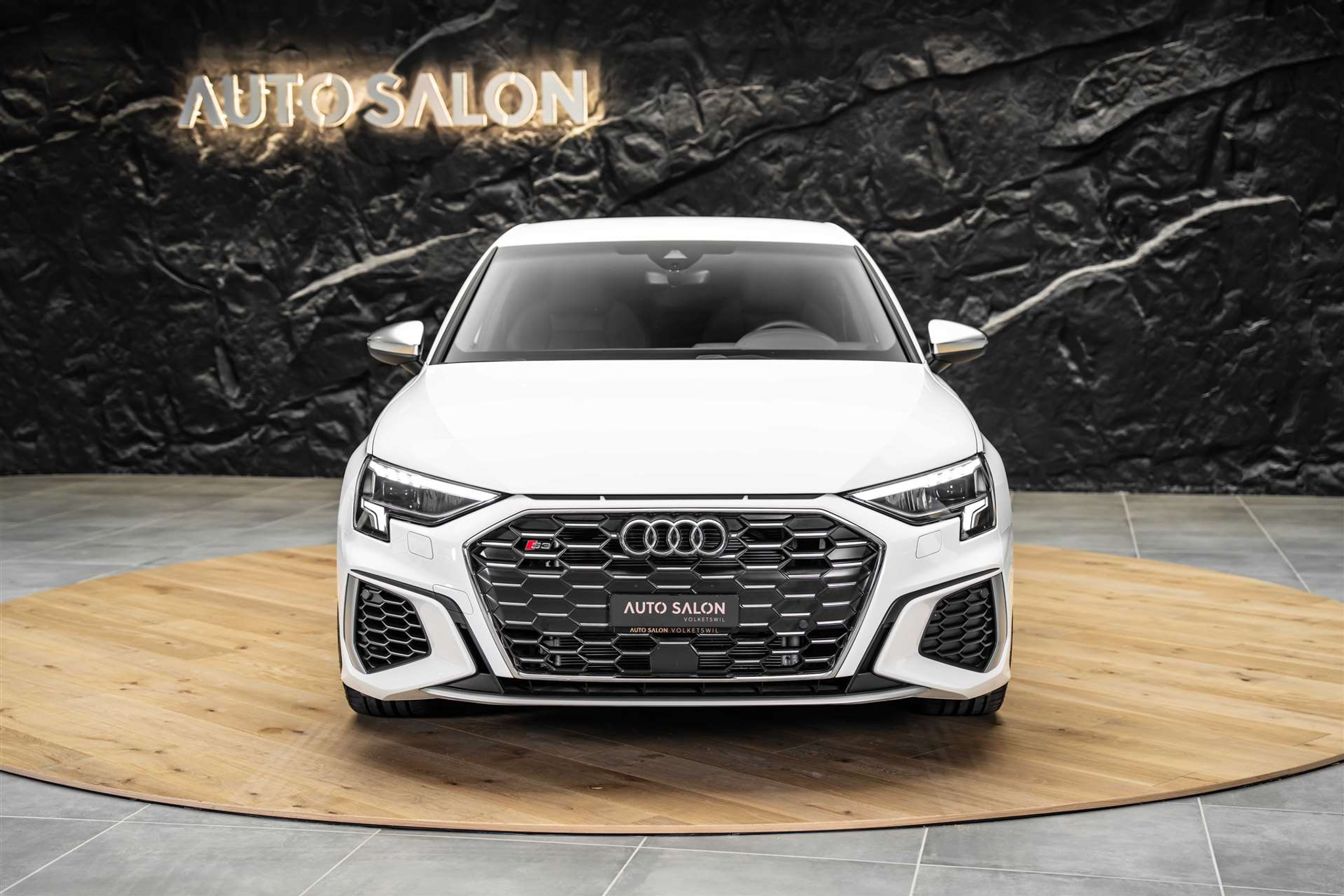 listing desktop thumbnail image 6