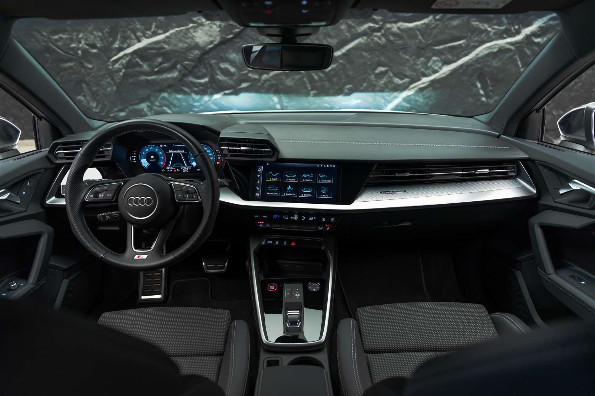 listing desktop thumbnail image 14