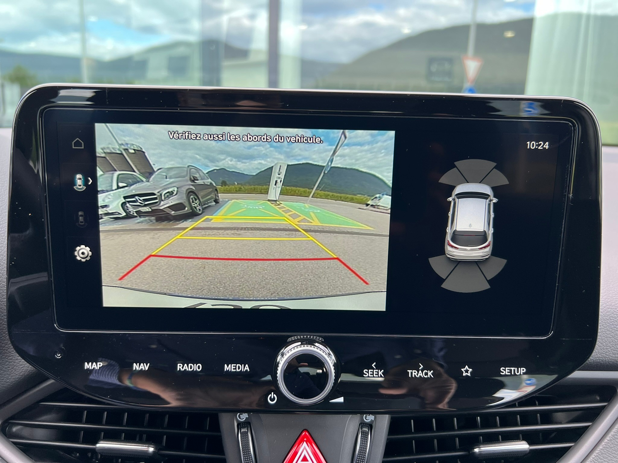 listing desktop thumbnail image 6