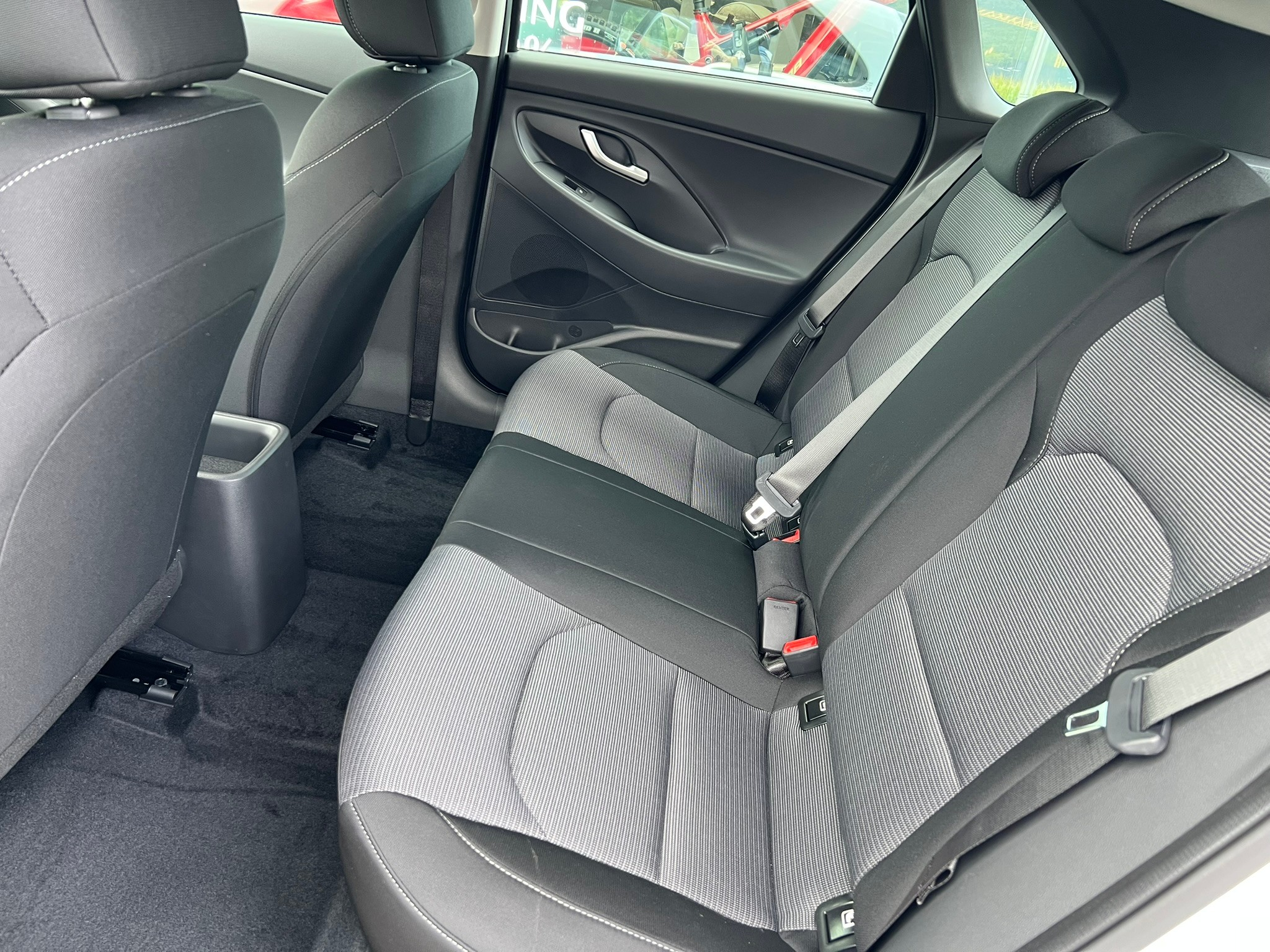 listing desktop thumbnail image 10