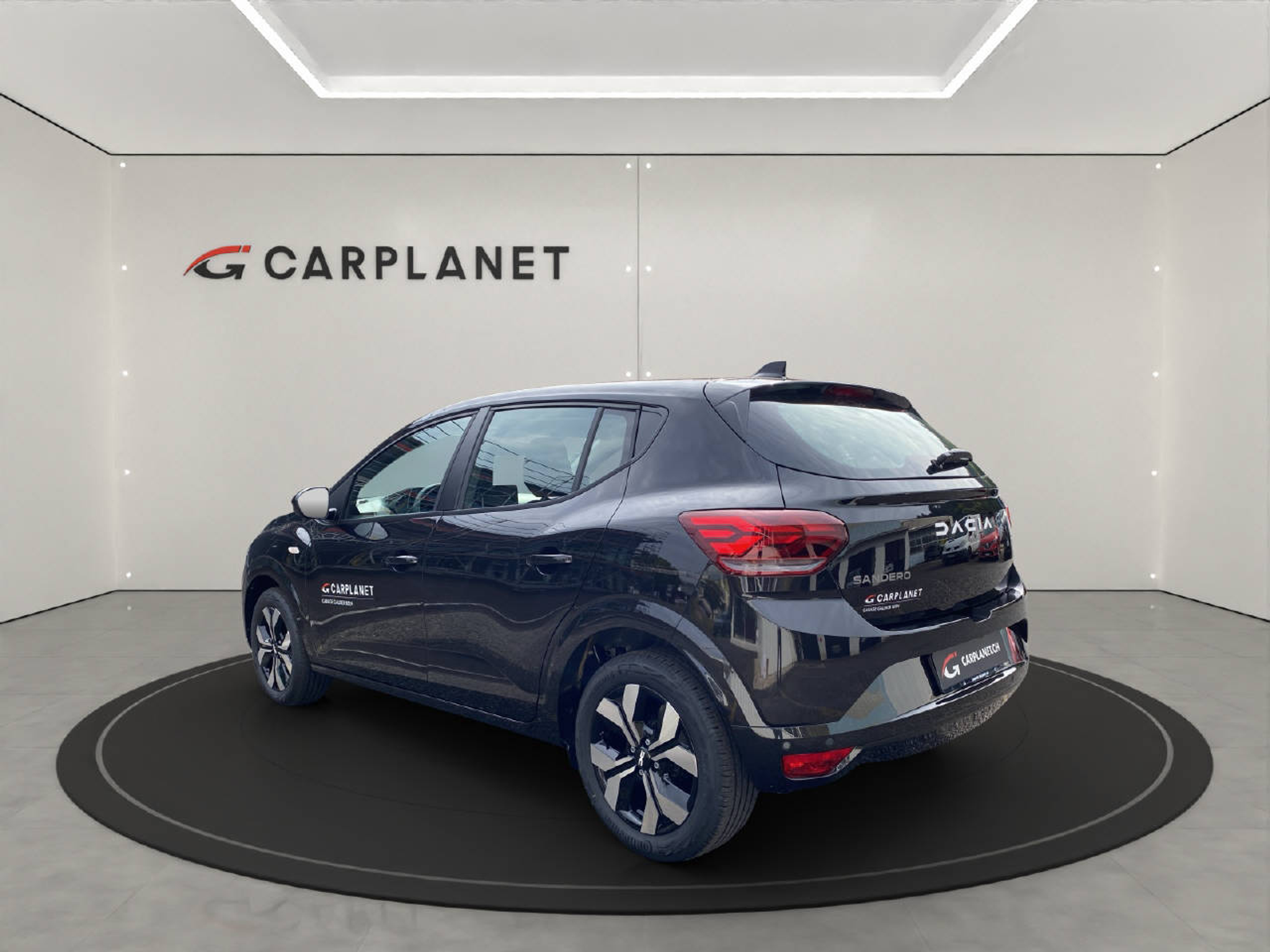 listing desktop thumbnail image 3