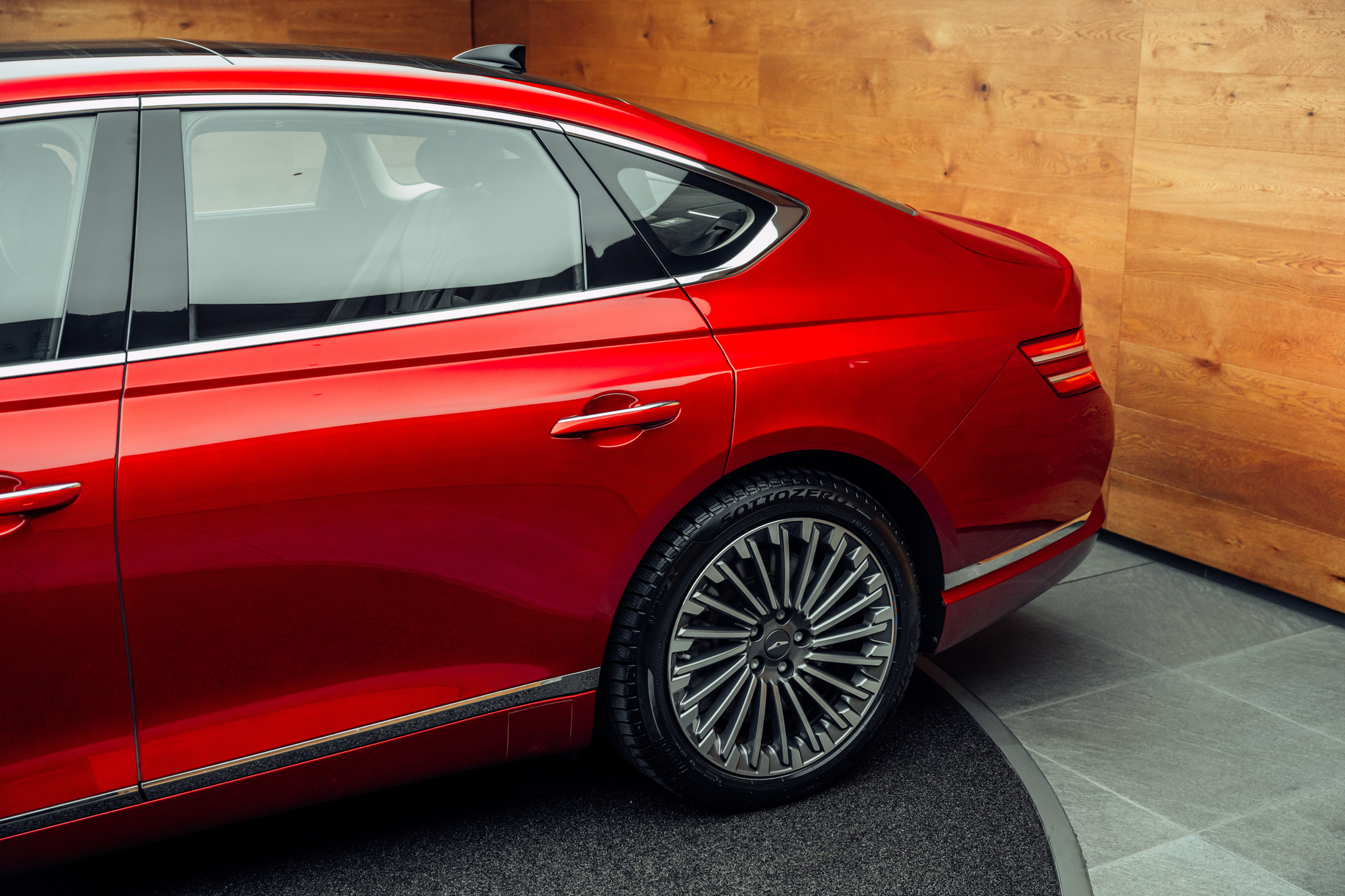 listing desktop thumbnail image 21