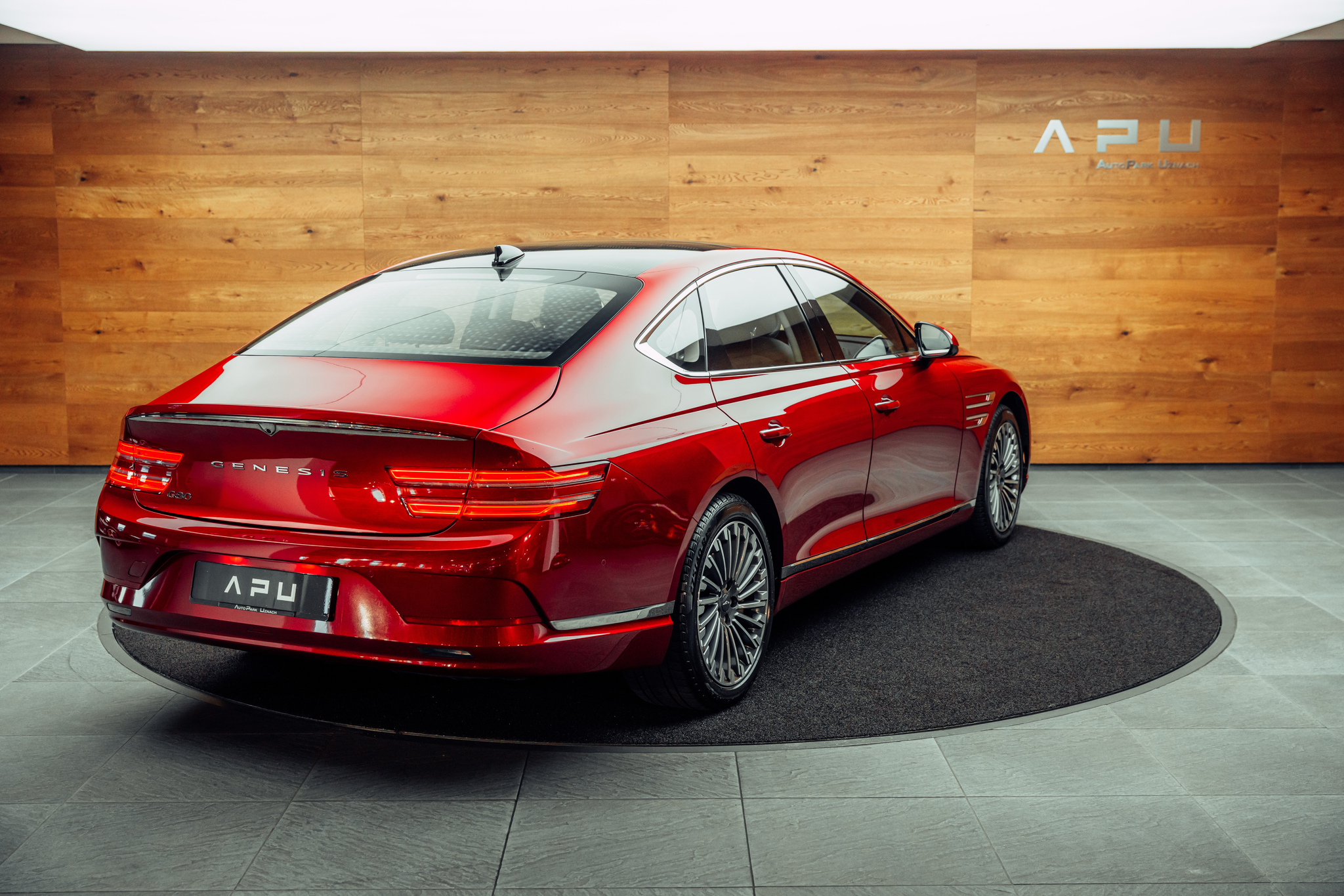 listing desktop thumbnail image 1