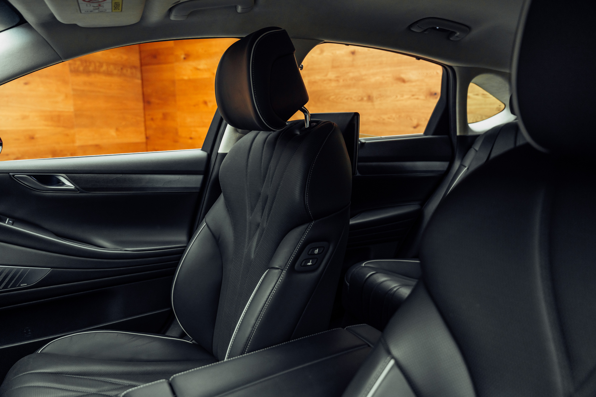 listing desktop thumbnail image 10