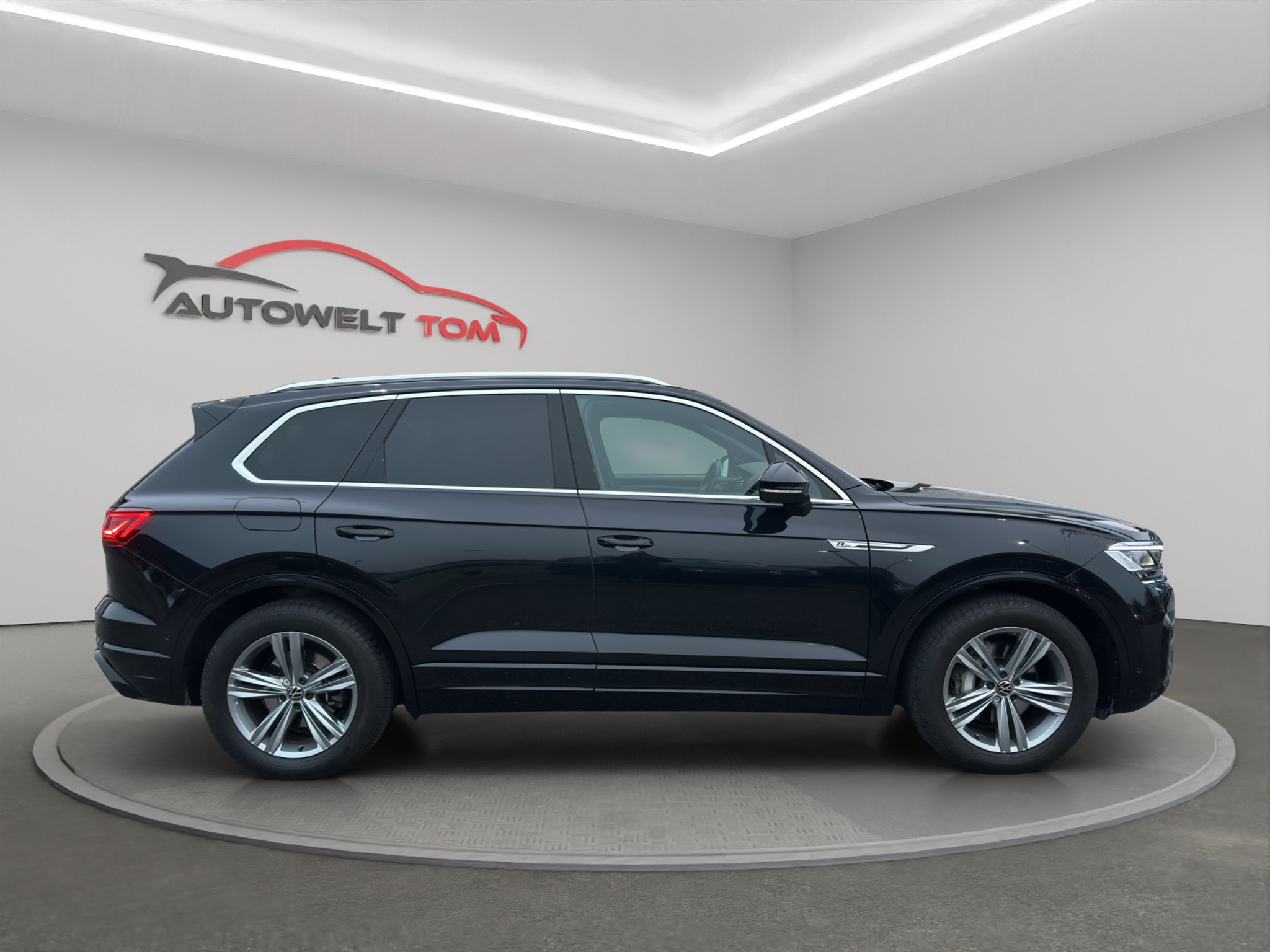 listing desktop thumbnail image 5