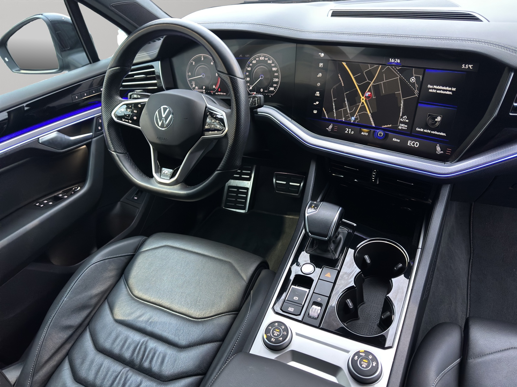 listing desktop thumbnail image 11