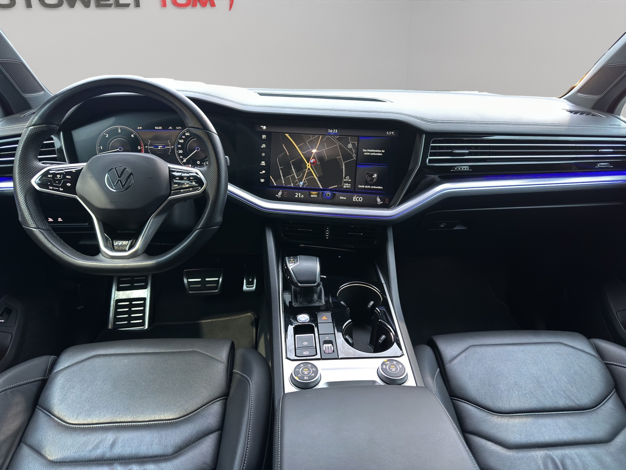 listing desktop thumbnail image 10