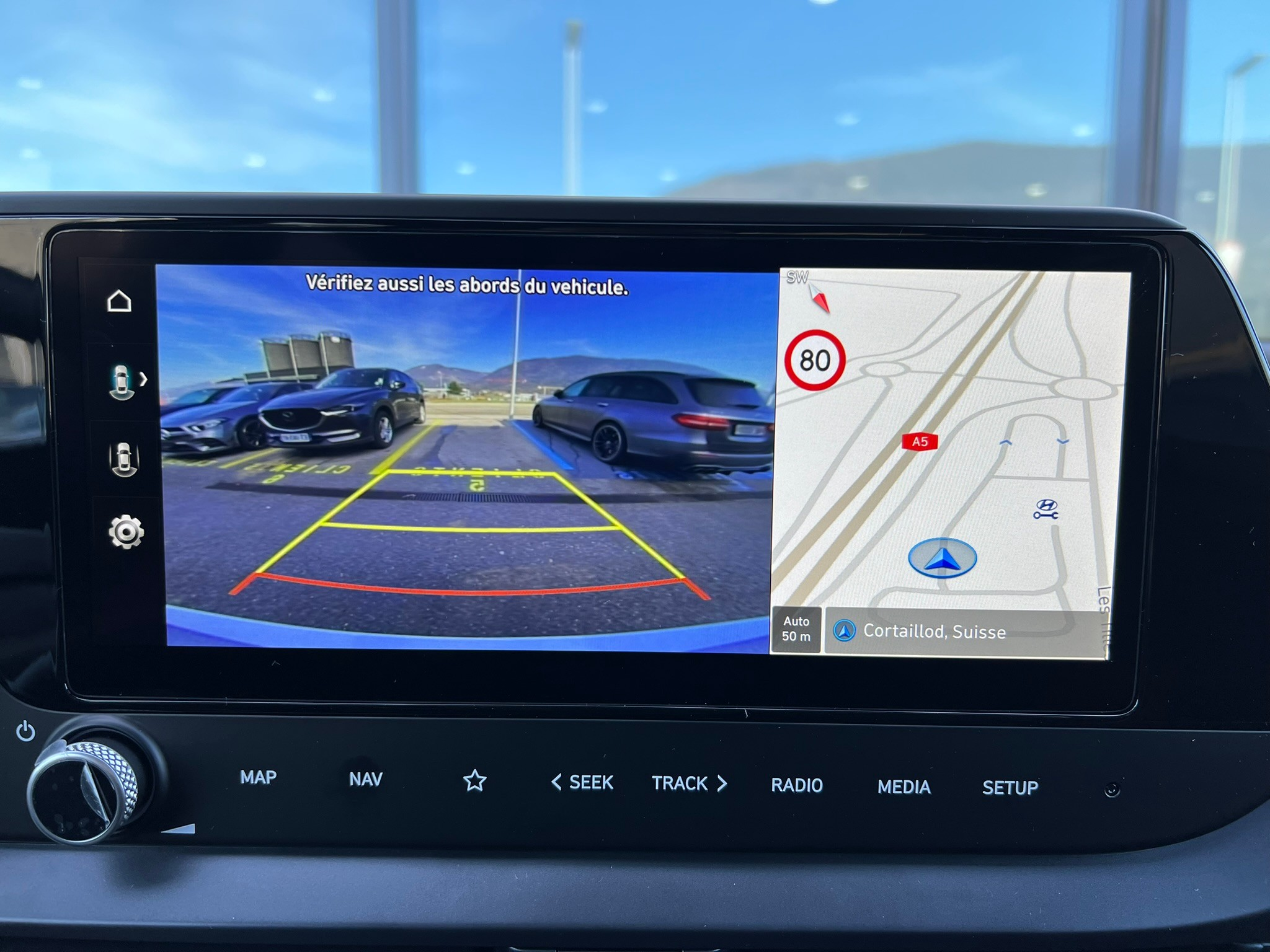 listing desktop thumbnail image 15