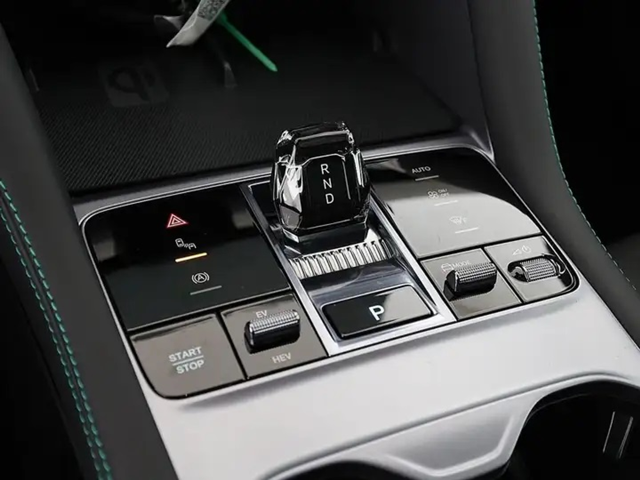 listing desktop thumbnail image 7