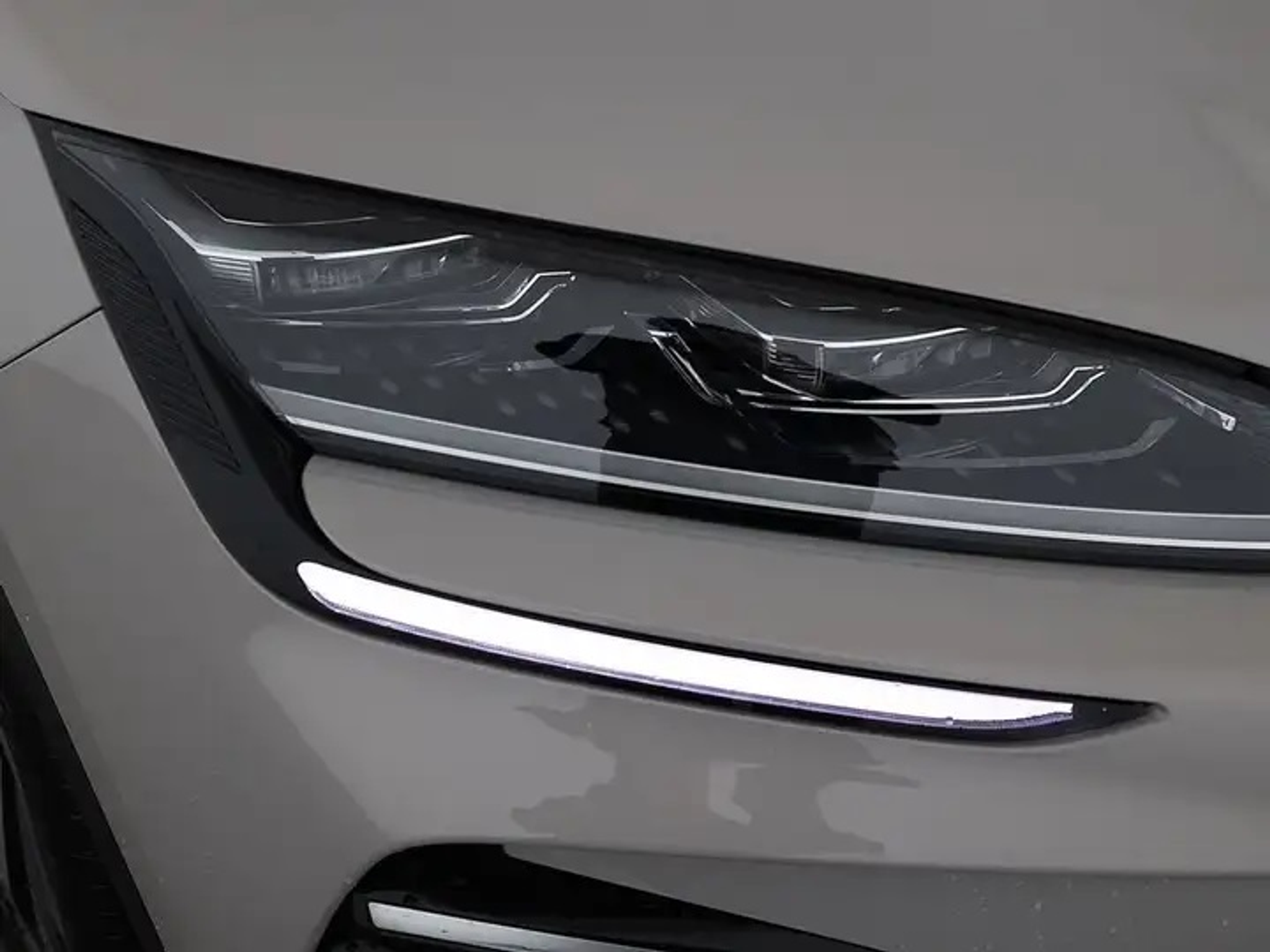 listing desktop thumbnail image 13