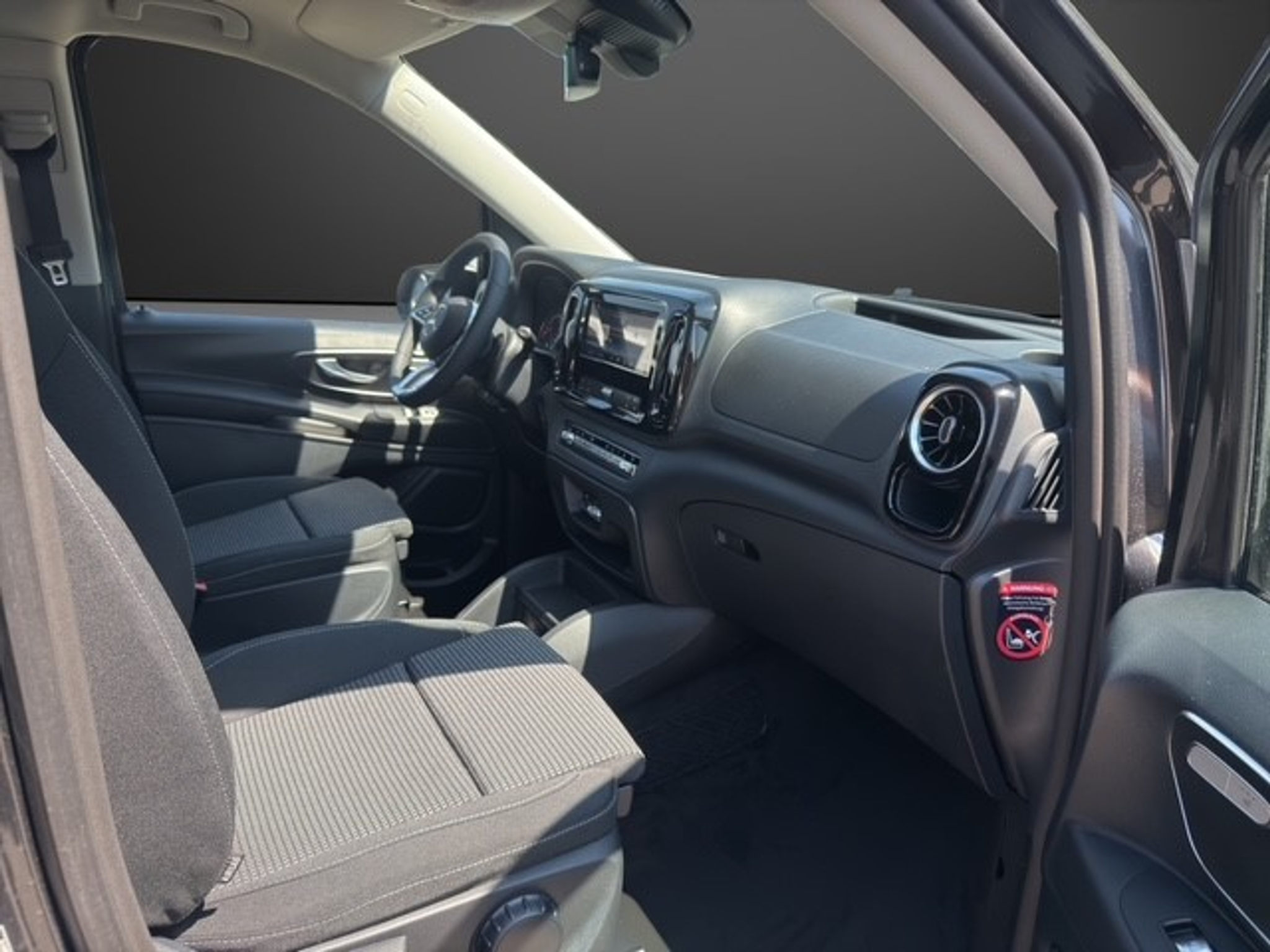 listing desktop thumbnail image 10