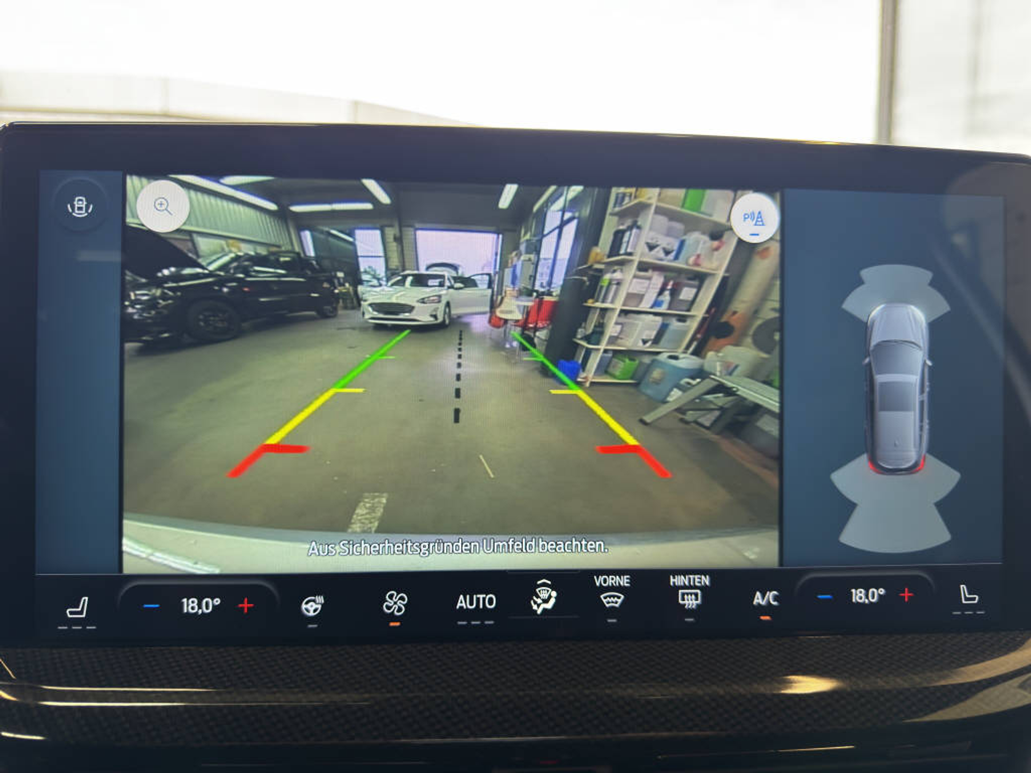 listing desktop thumbnail image 14