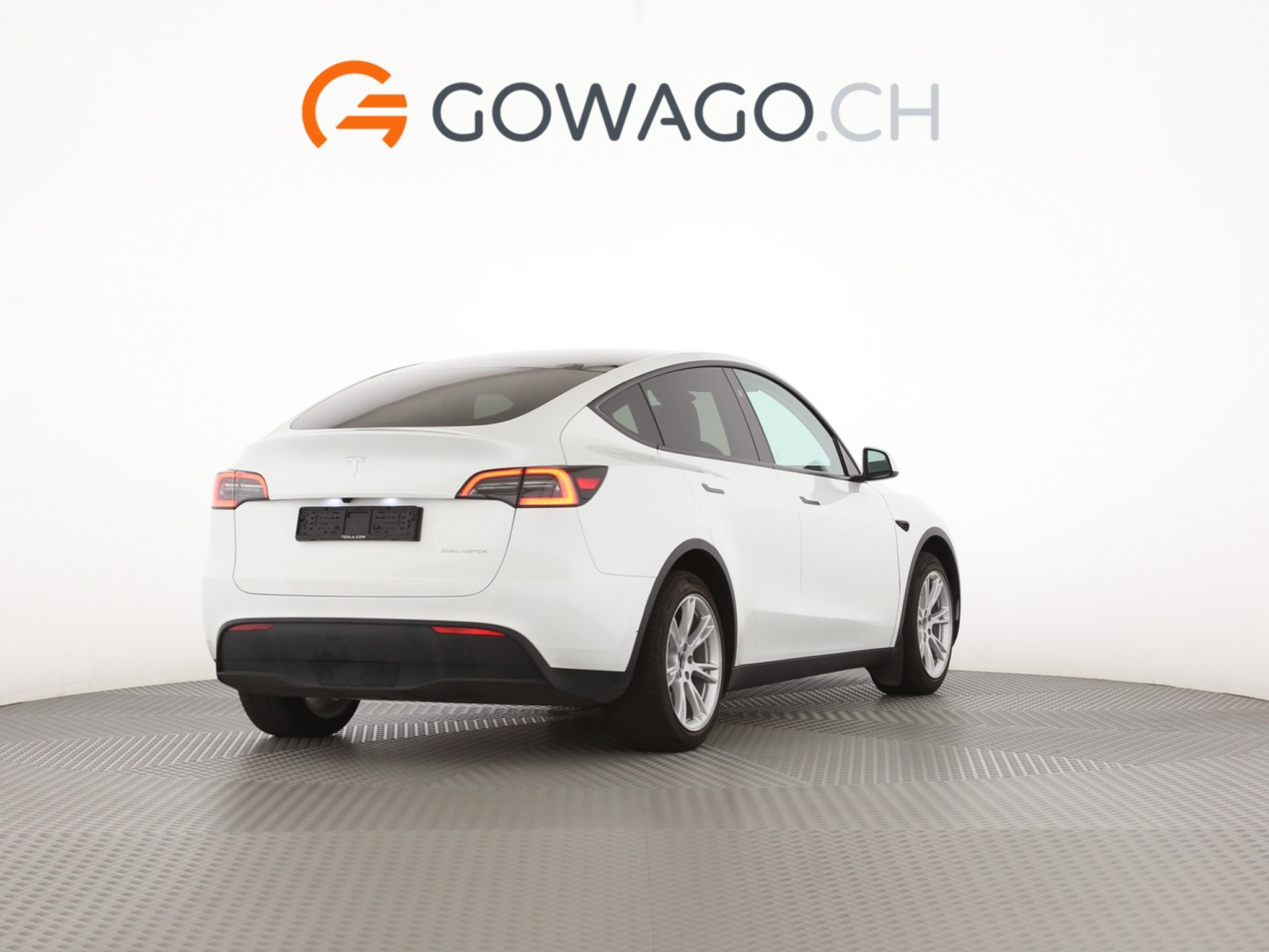 car-image-1