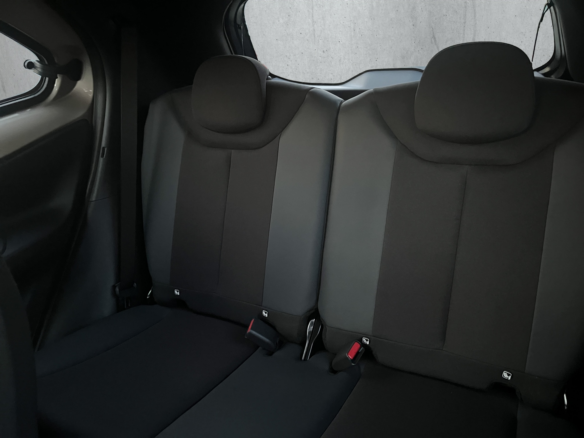 listing desktop thumbnail image 11